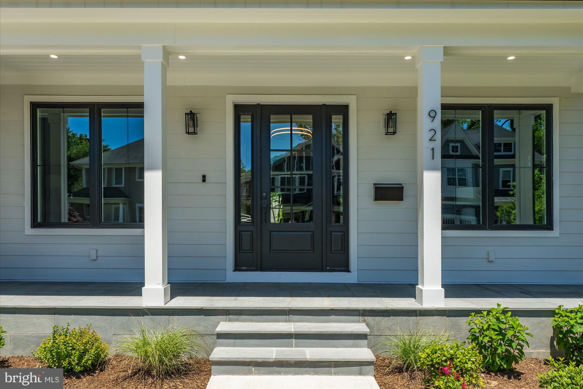 ADDISON HEIGHTS - Residential