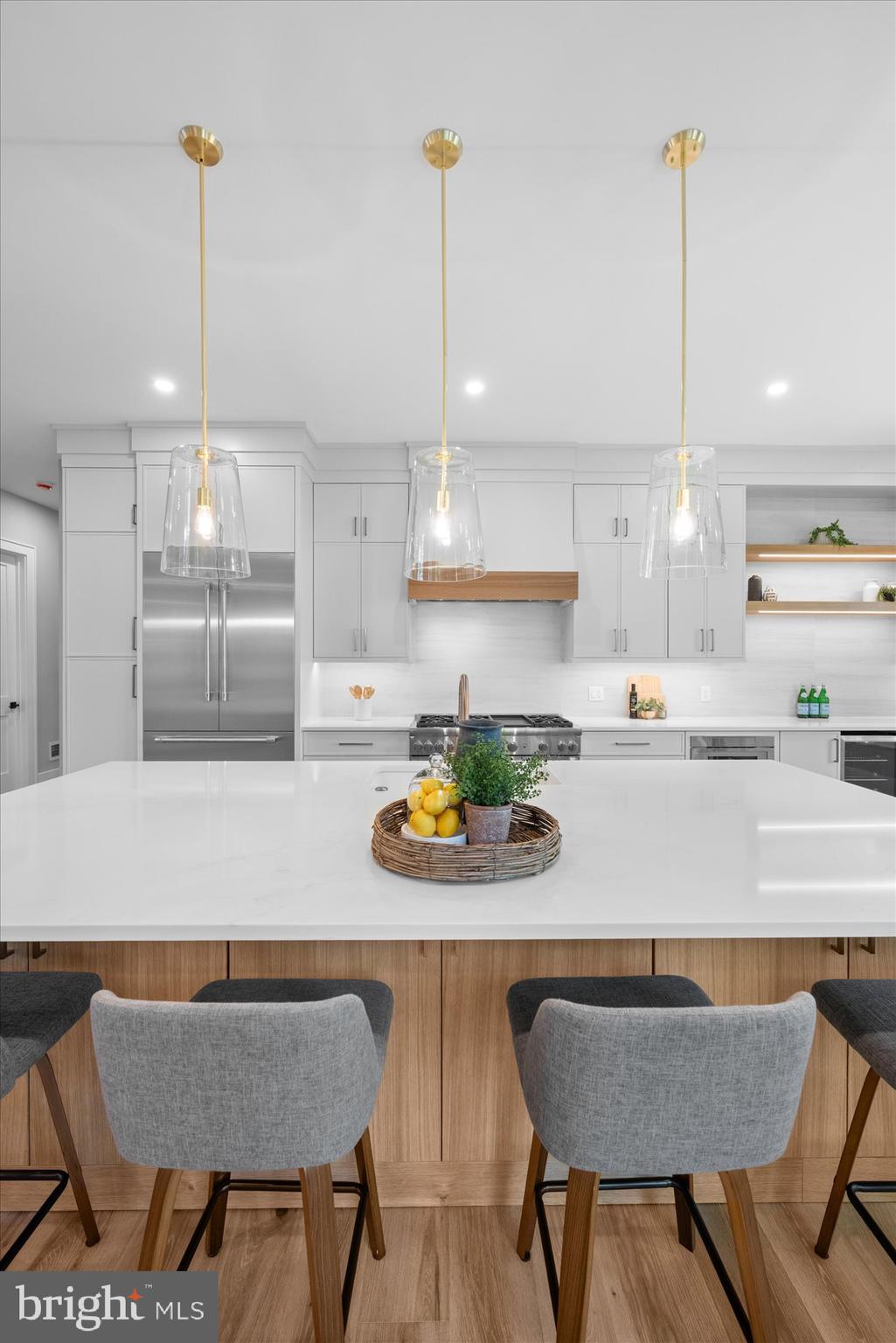 ADDISON HEIGHTS - Residential