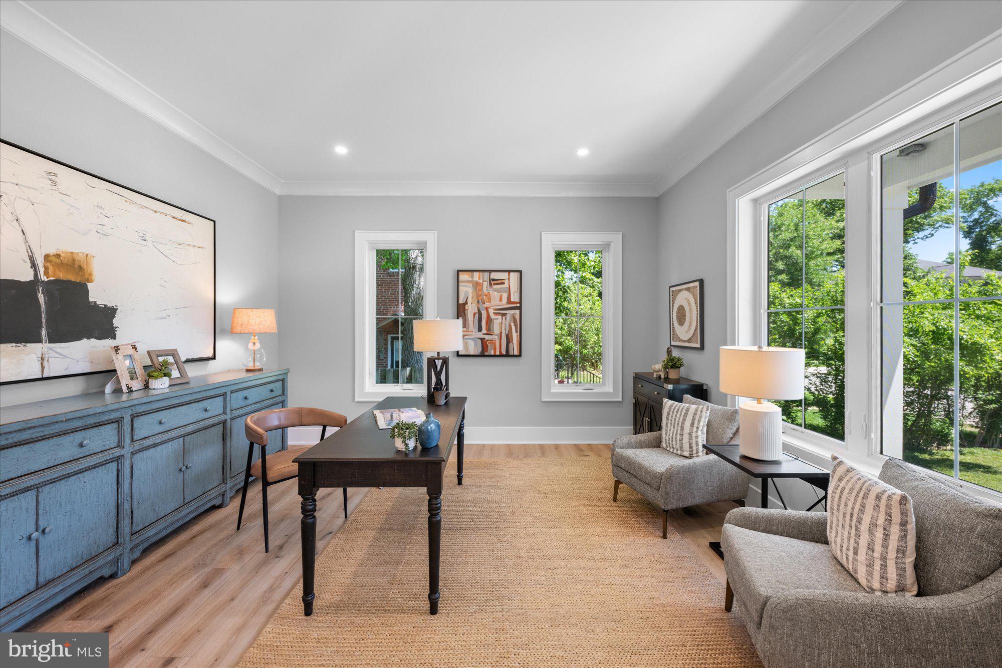 ADDISON HEIGHTS - Residential