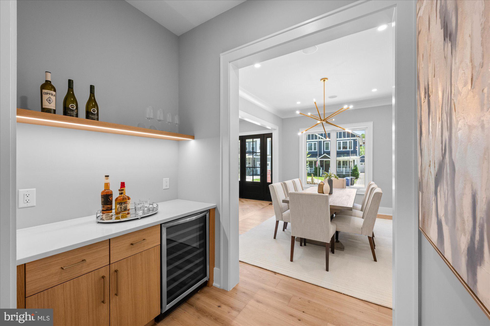 ADDISON HEIGHTS - Residential