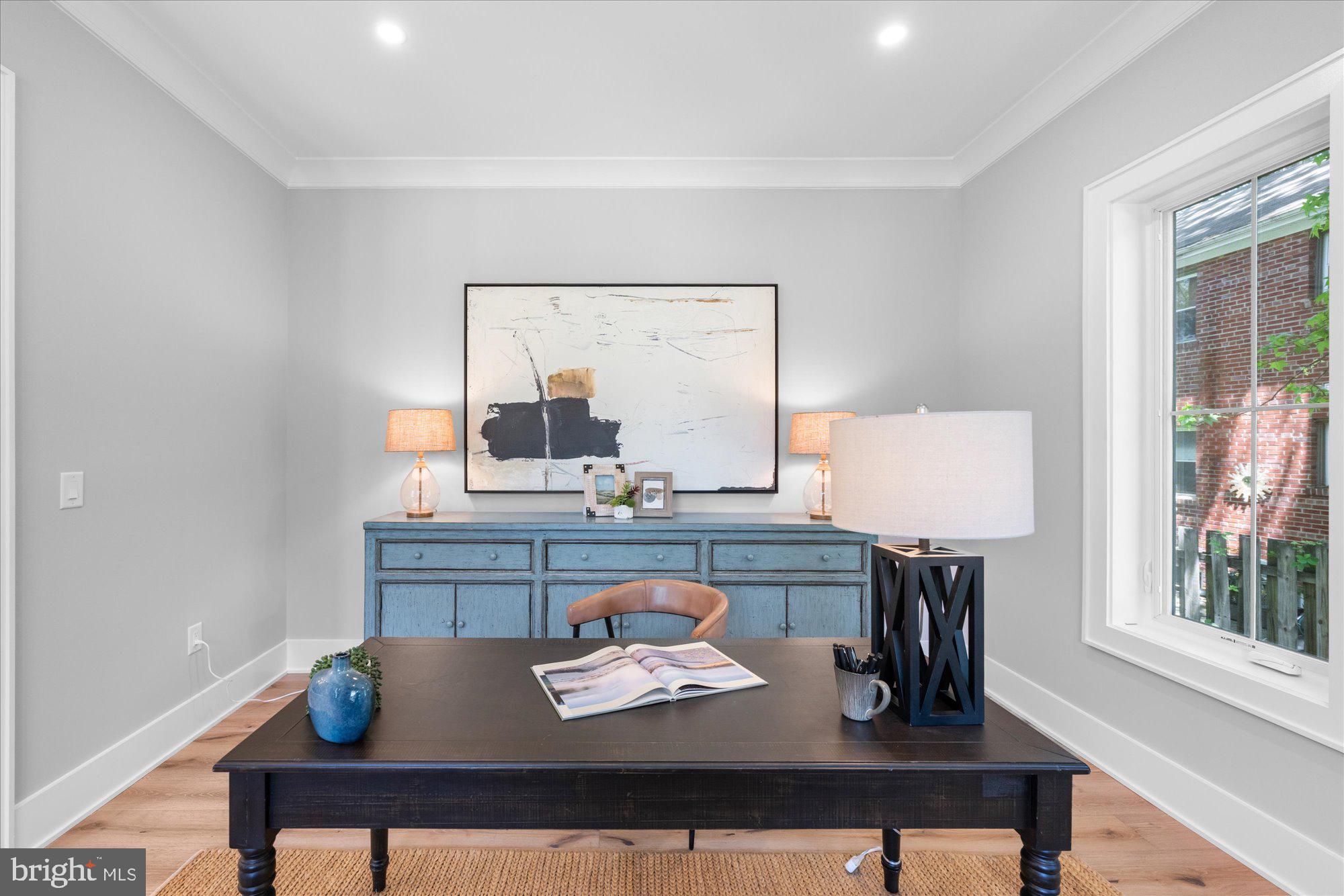 ADDISON HEIGHTS - Residential