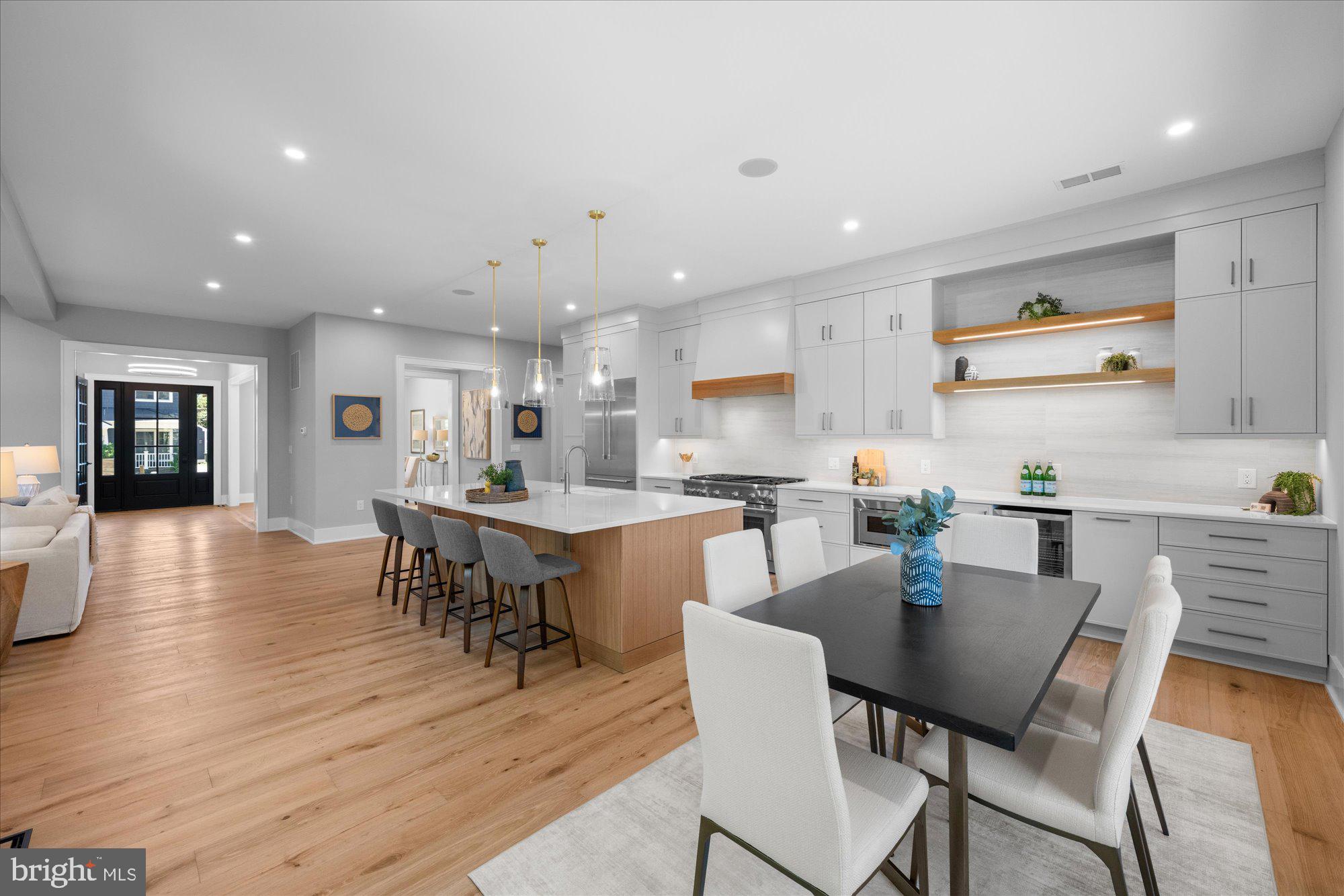 ADDISON HEIGHTS - Residential