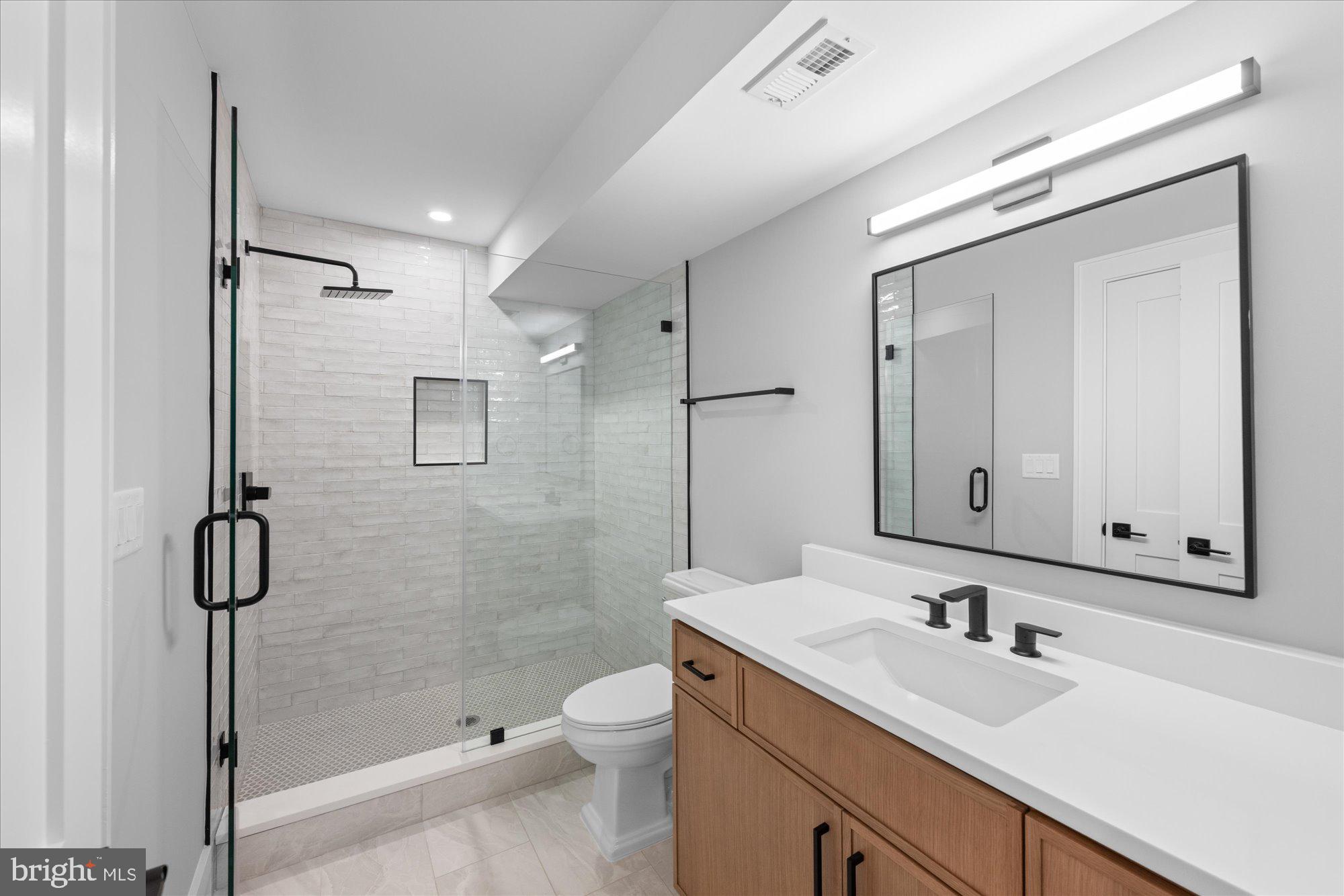 ADDISON HEIGHTS - Residential