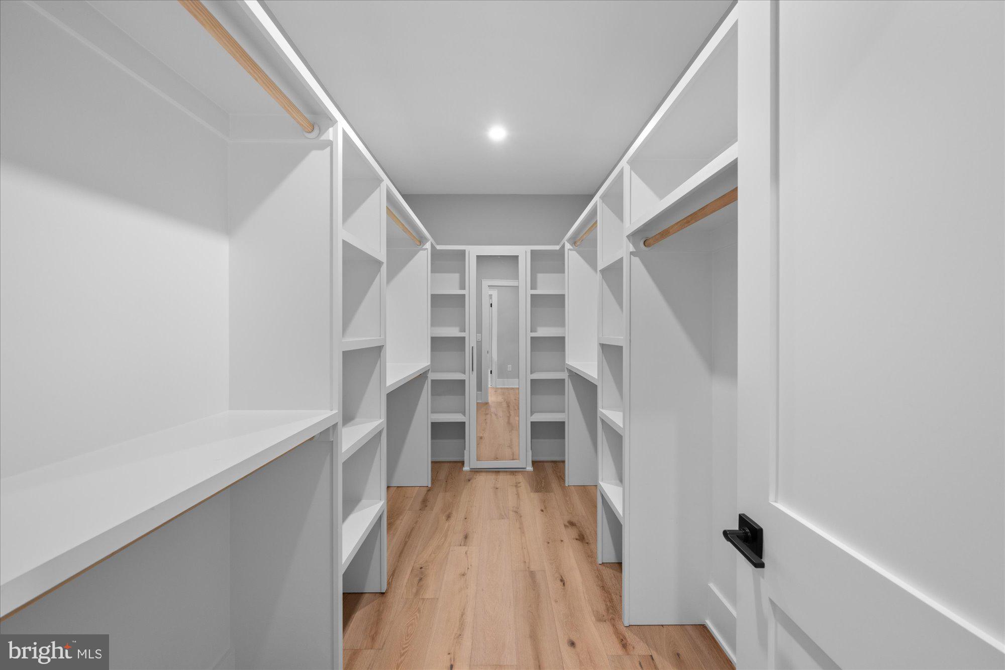 ADDISON HEIGHTS - Residential