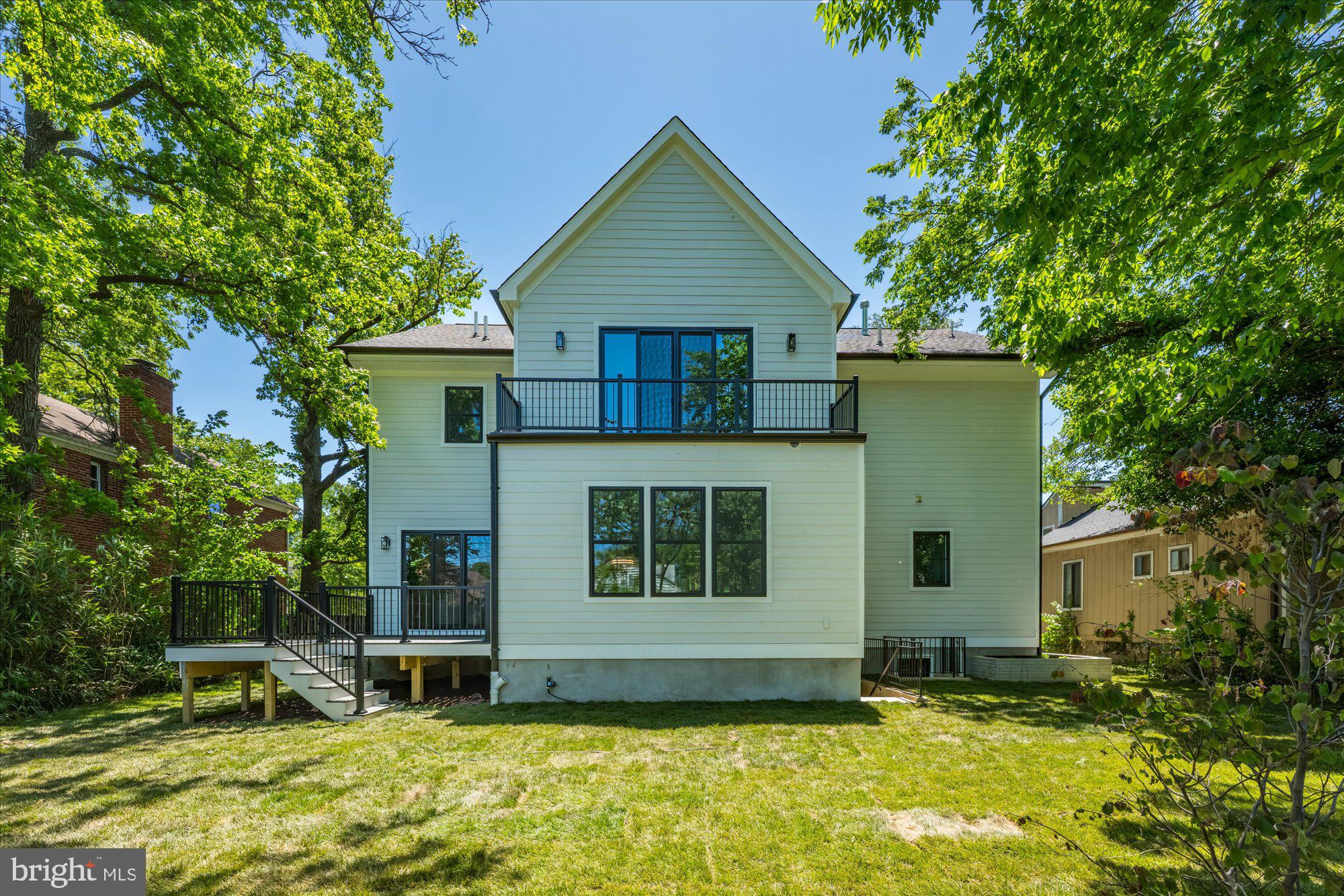 ADDISON HEIGHTS - Residential