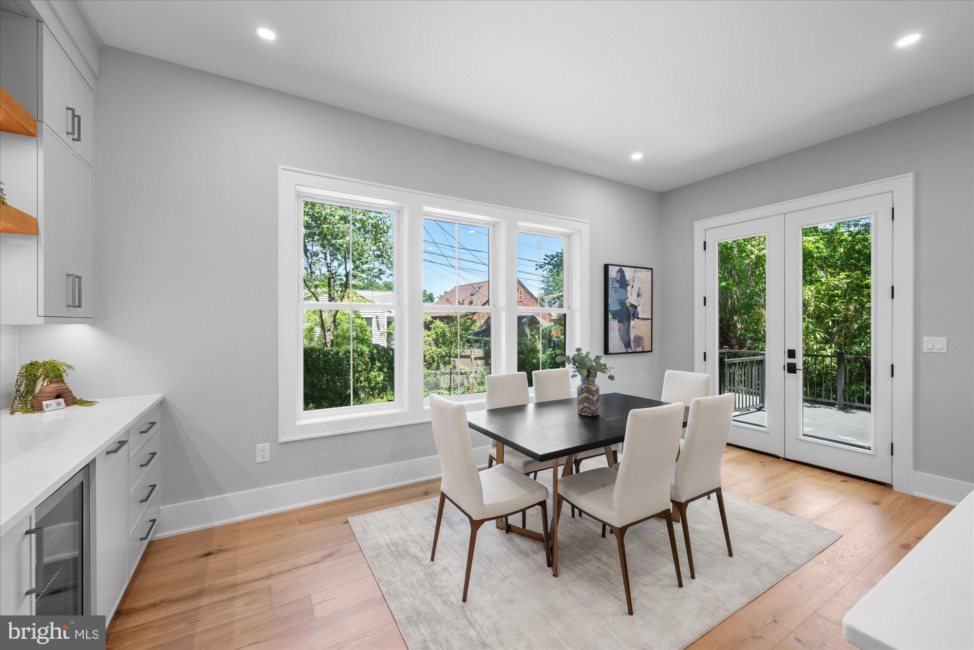 ADDISON HEIGHTS - Residential