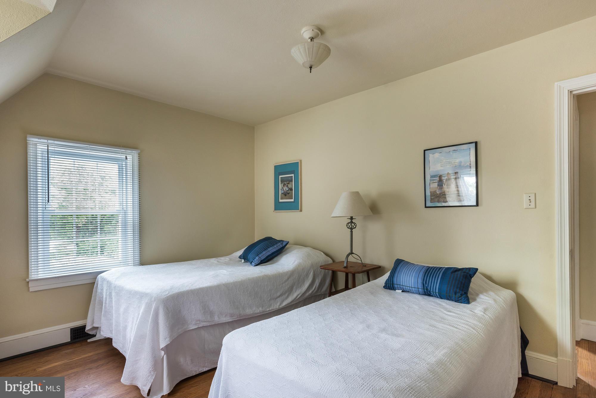 MURRAY HILL - Residential