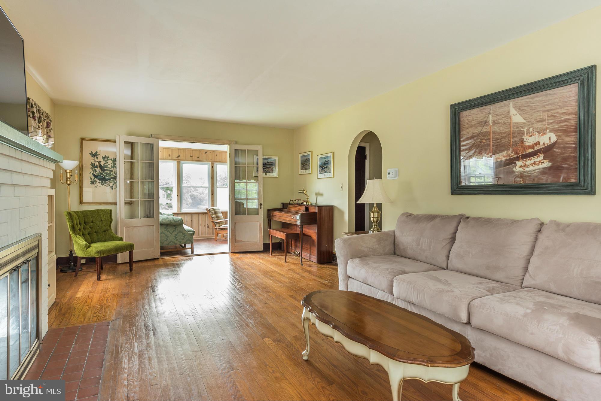 MURRAY HILL - Residential