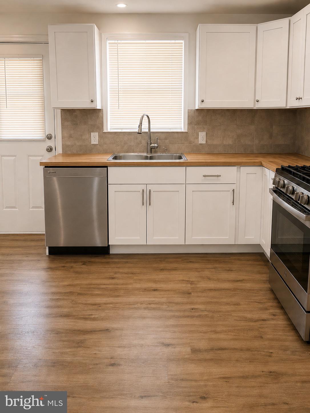 PASSYUNK SQUARE - Residential