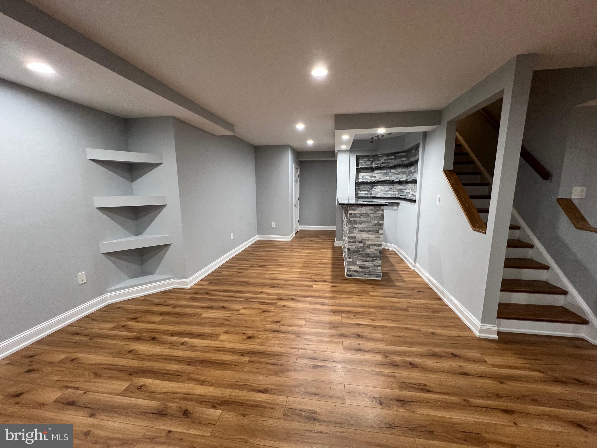 NORTHAMPTON HUNT - Residential