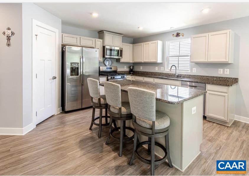 VILLAGE OAKS - Residential