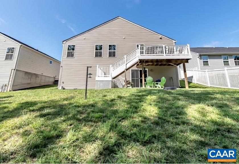 VILLAGE OAKS - Residential