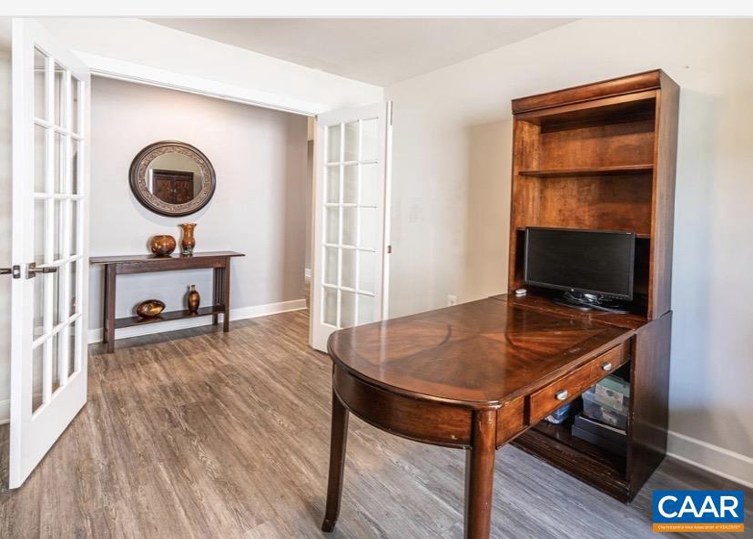 VILLAGE OAKS - Residential