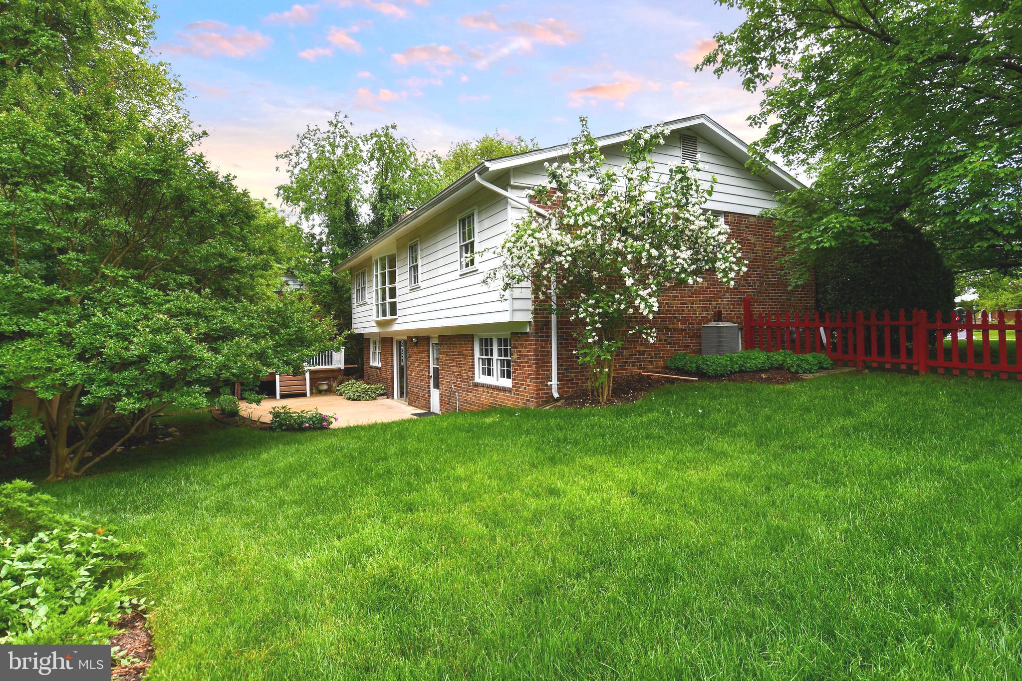 MONTICELLO WOODS - Residential