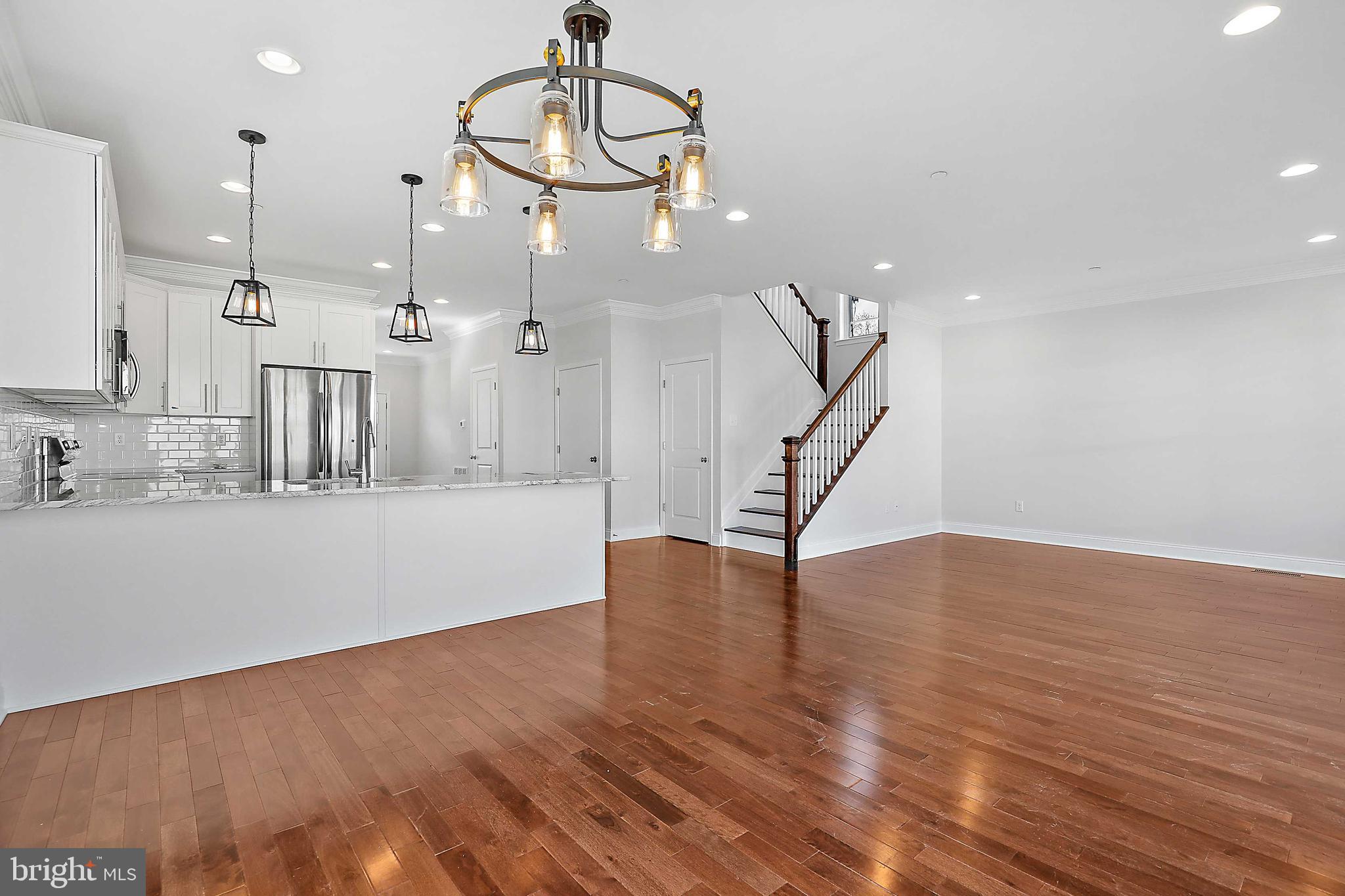 RIVIERA BEACH - Residential