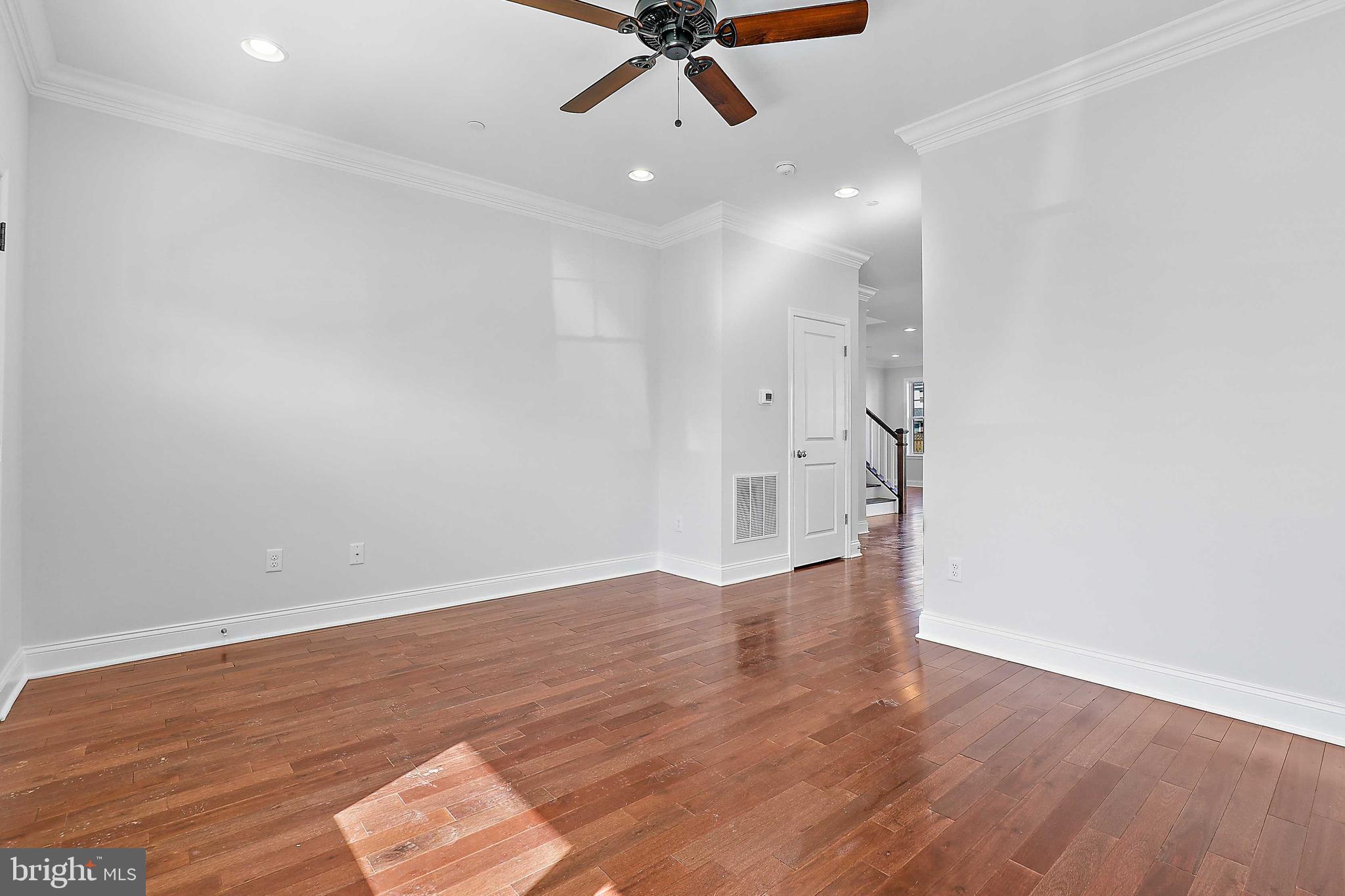 RIVIERA BEACH - Residential