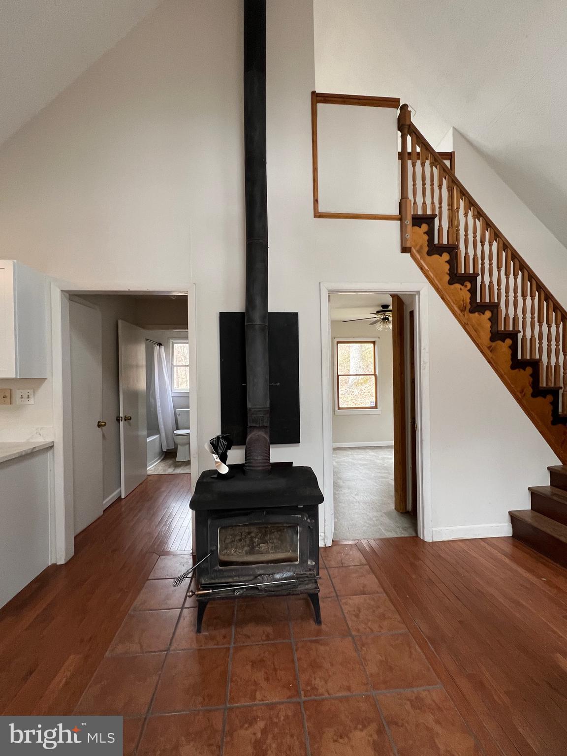 SOUTH POTOMAC FOREST - Residential