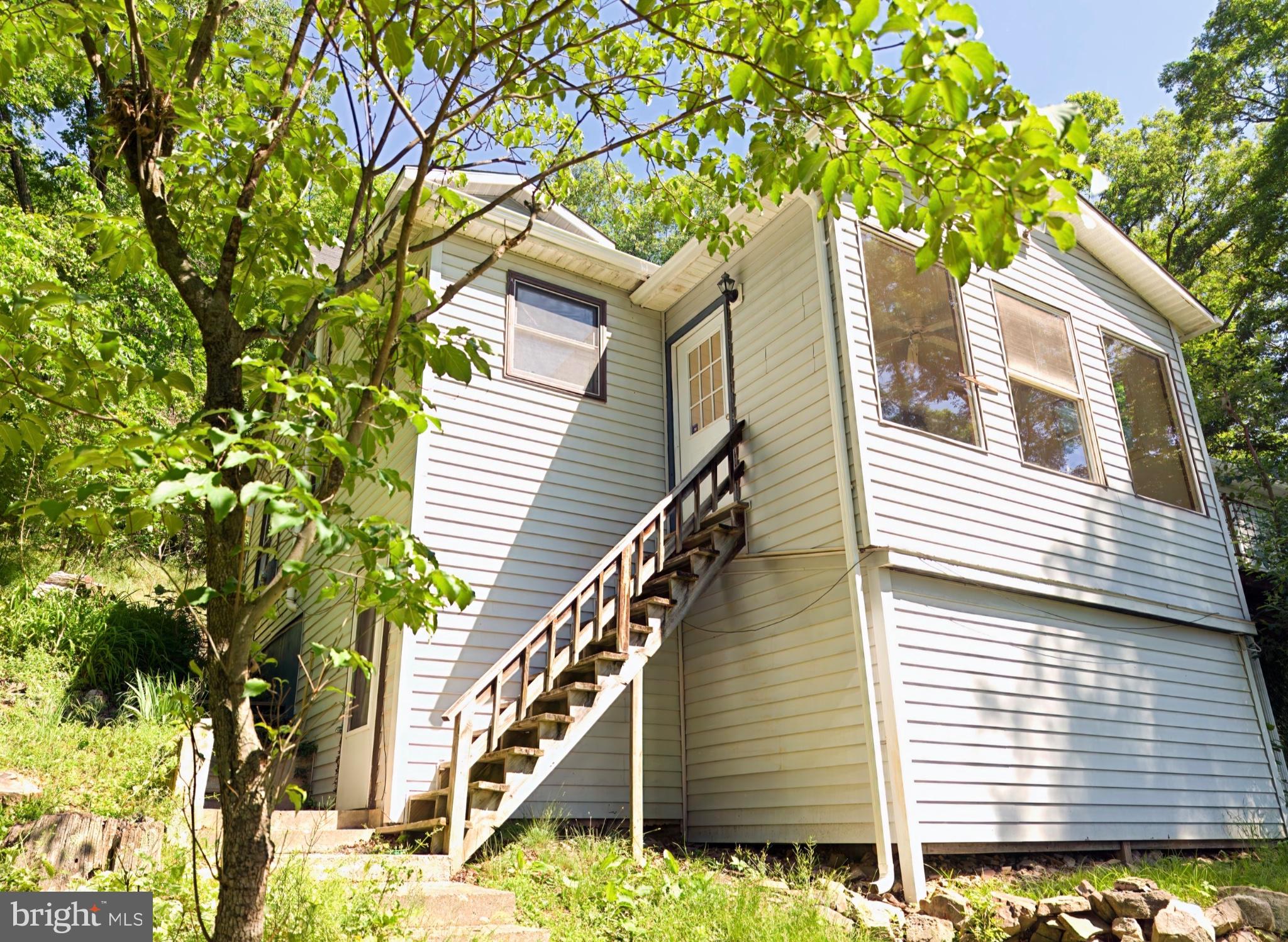 SOUTH POTOMAC FOREST - Residential