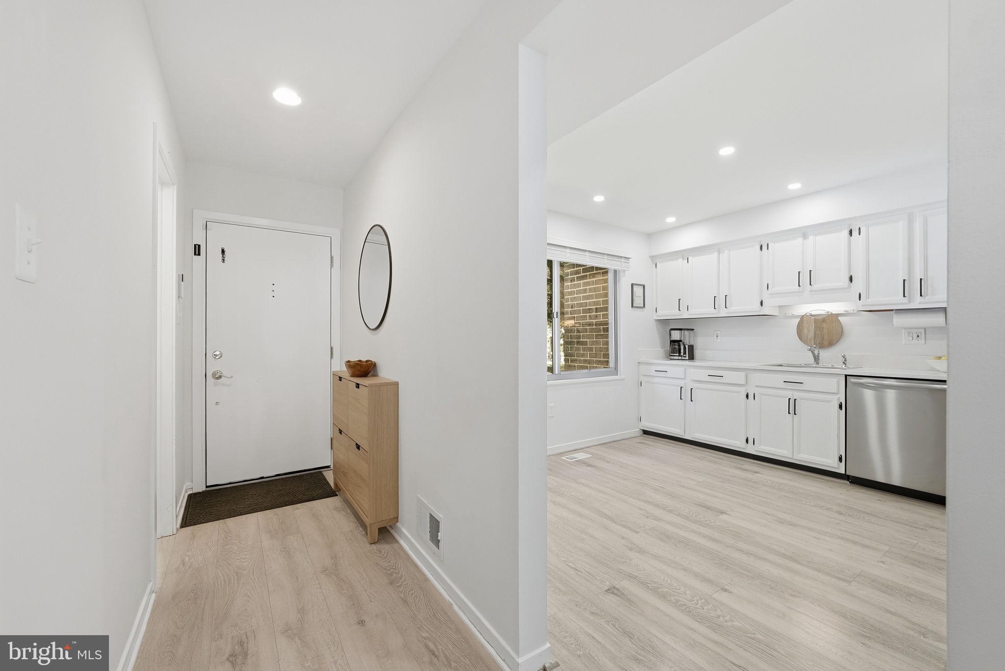BURKE CENTRE - Residential