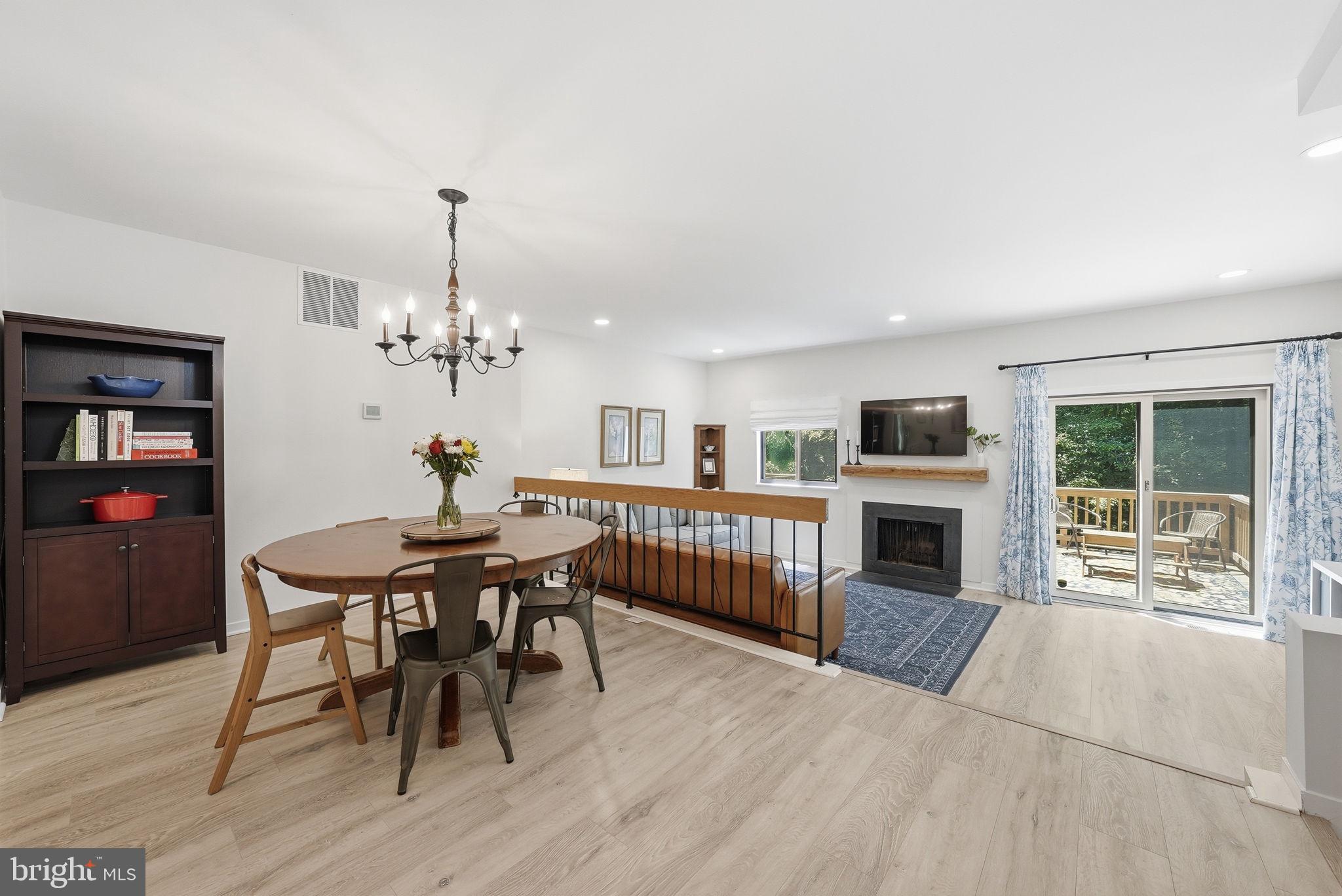 BURKE CENTRE - Residential