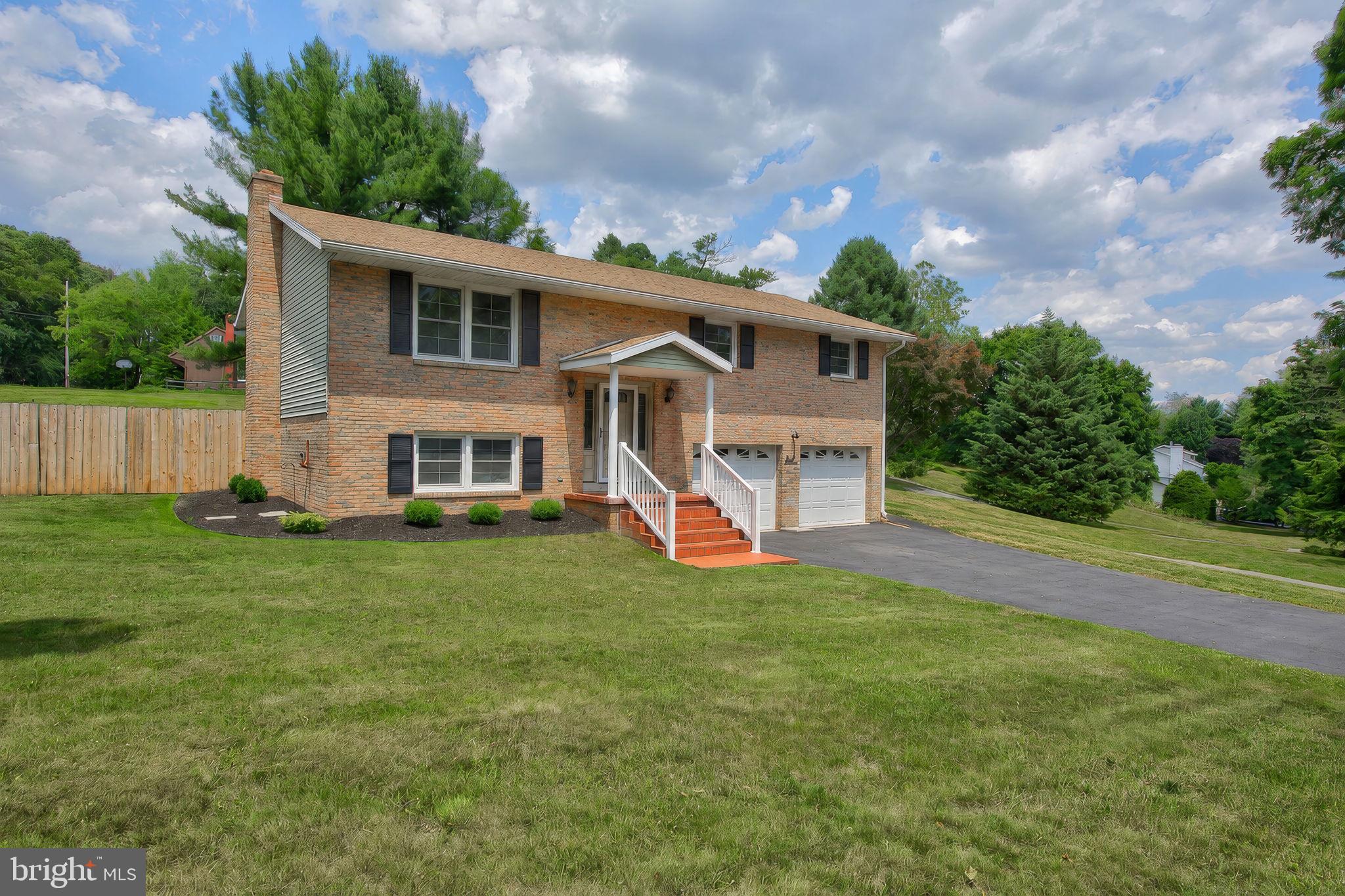 COLLEGE VIEW HEIGHTS - Residential