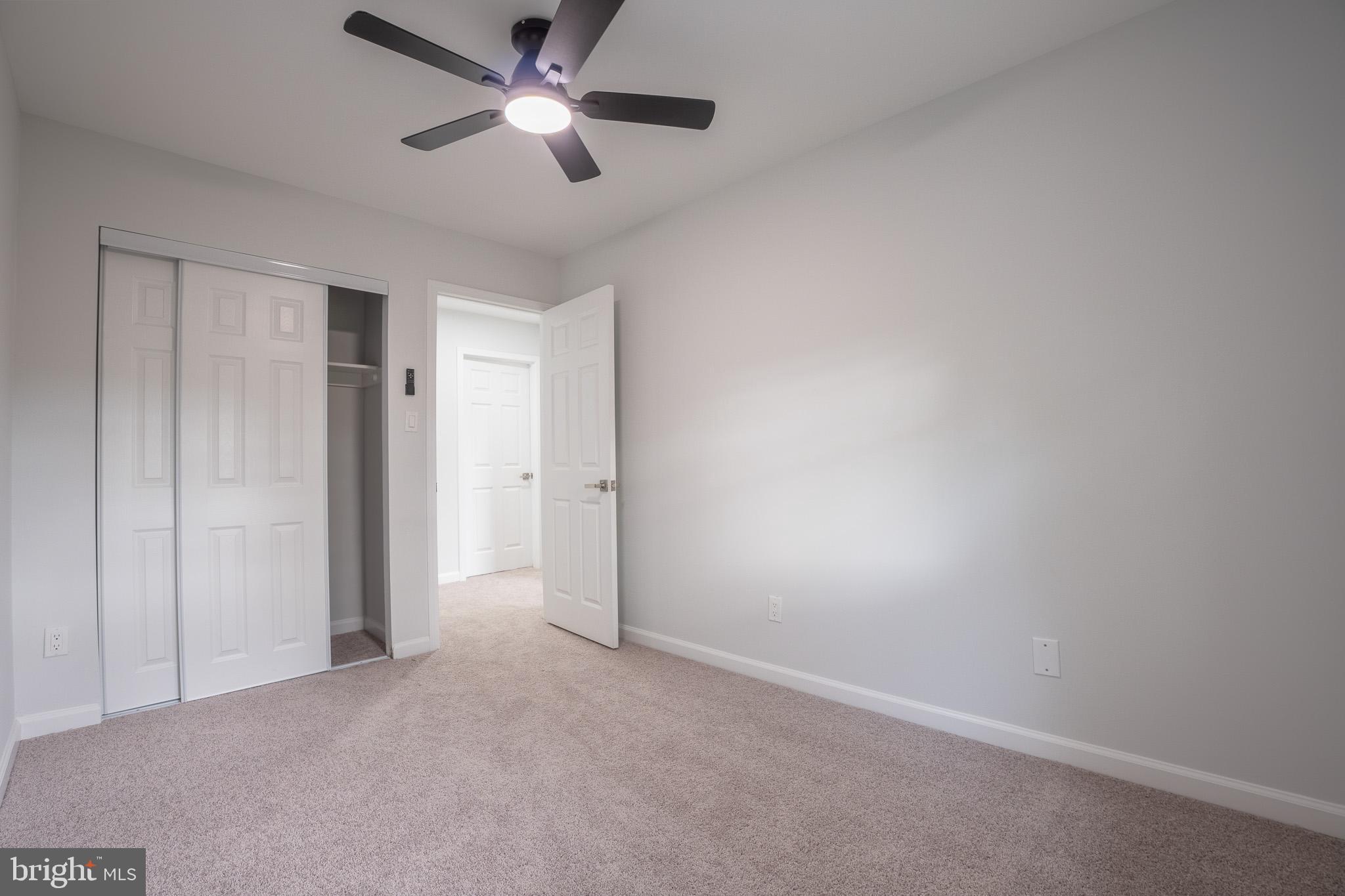 STAFFORD OAKS - Residential