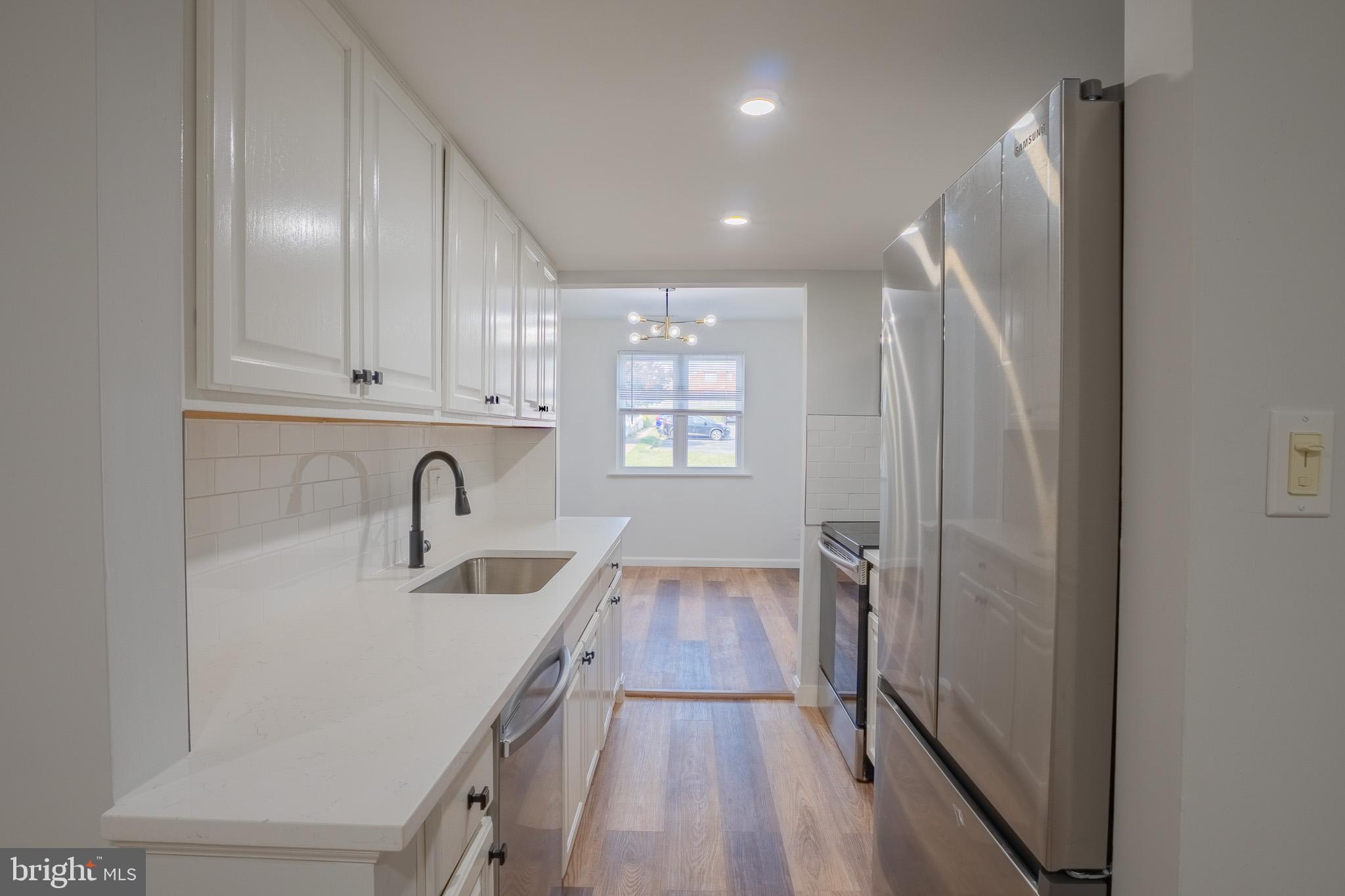 STAFFORD OAKS - Residential
