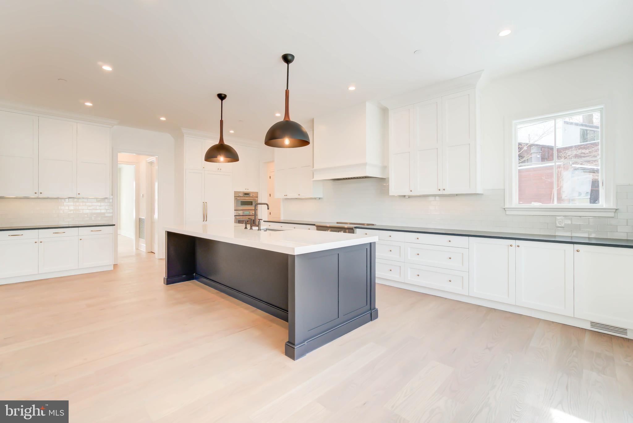 OAKWOOD KNOLLS - Residential