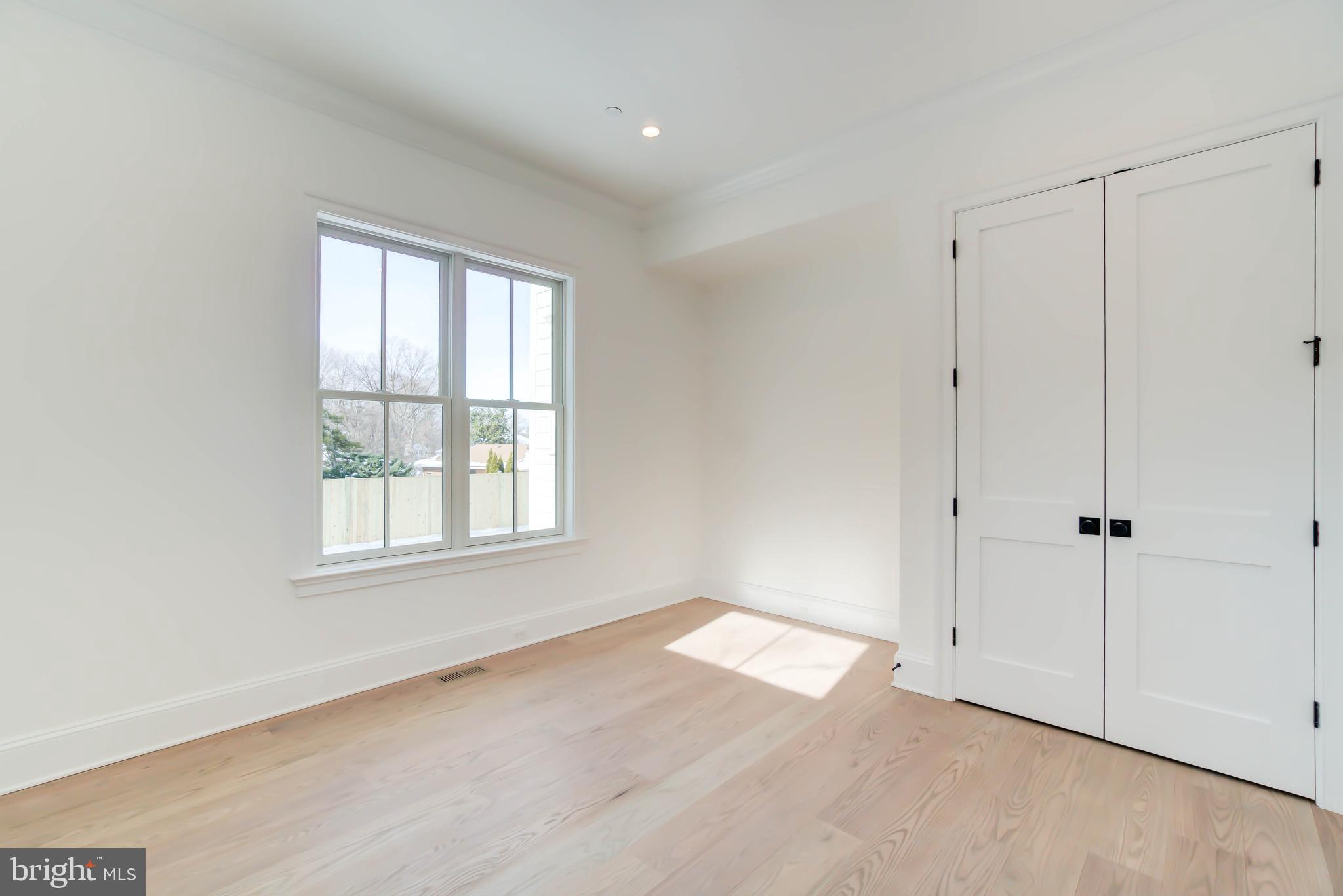 OAKWOOD KNOLLS - Residential