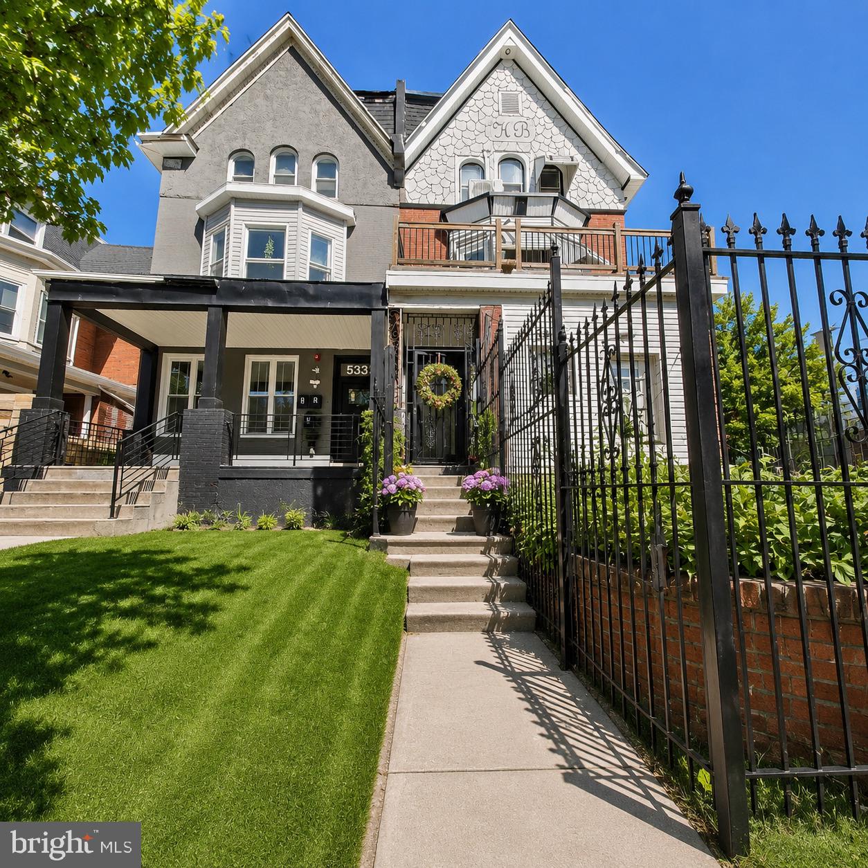 GERMANTOWN - Commercial Sale