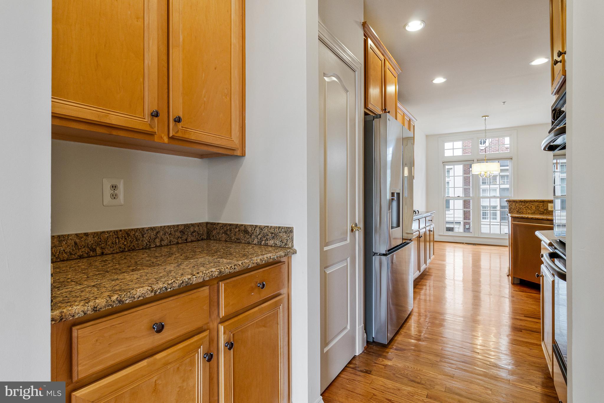 MCLEAN RIDGE - Residential