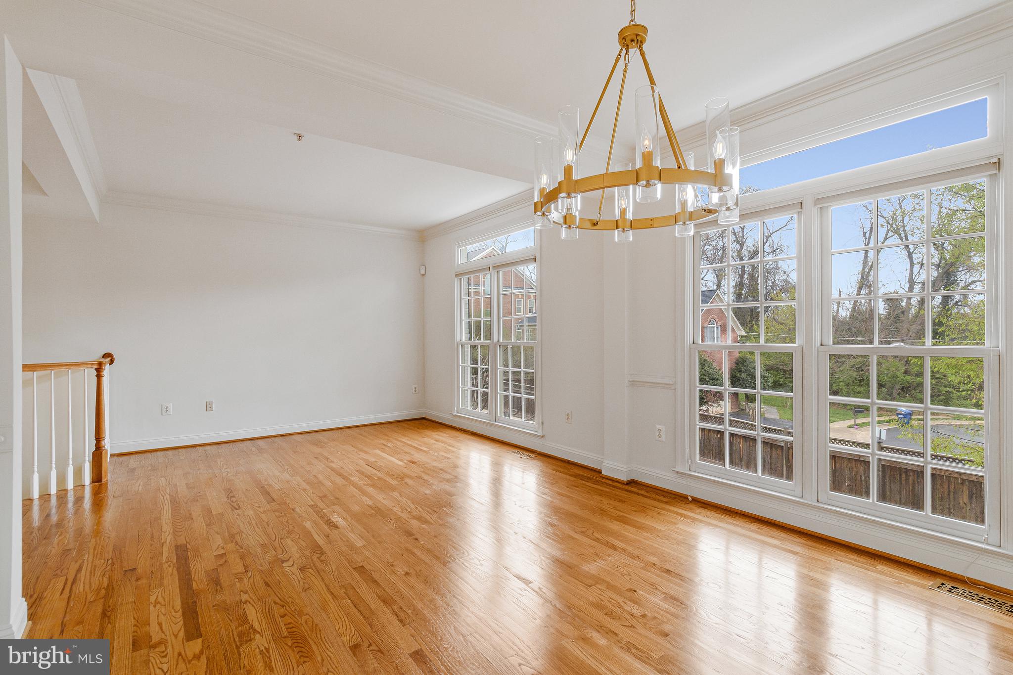 MCLEAN RIDGE - Residential