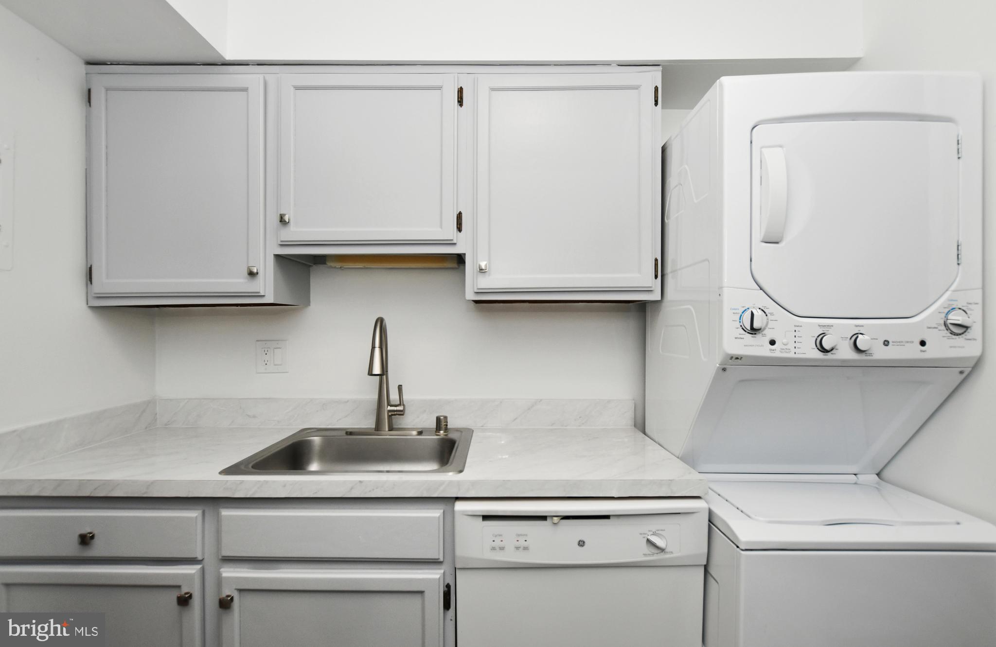 HUNTING RIDGE CONDOMINIUM - Residential