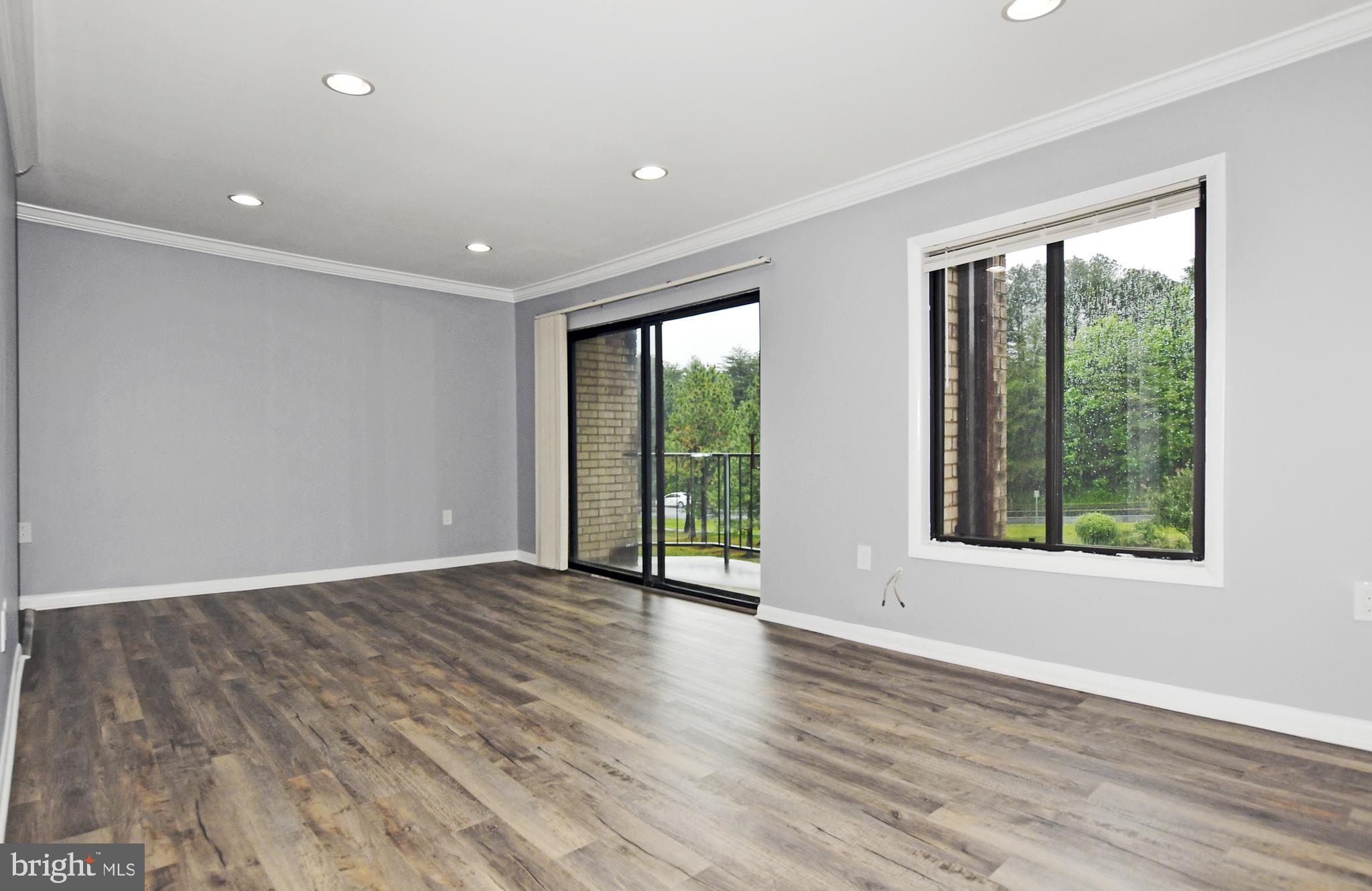 HUNTING RIDGE CONDOMINIUM - Residential