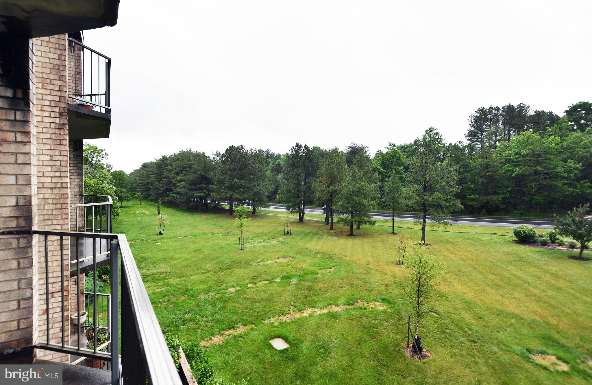HUNTING RIDGE CONDOMINIUM - Residential