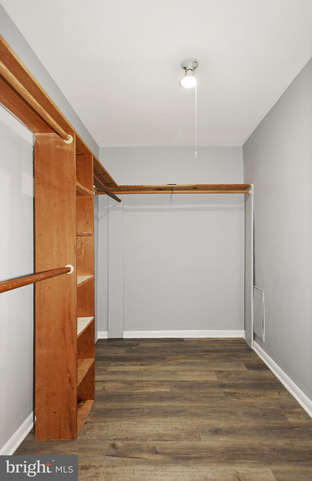 HUNTING RIDGE CONDOMINIUM - Residential