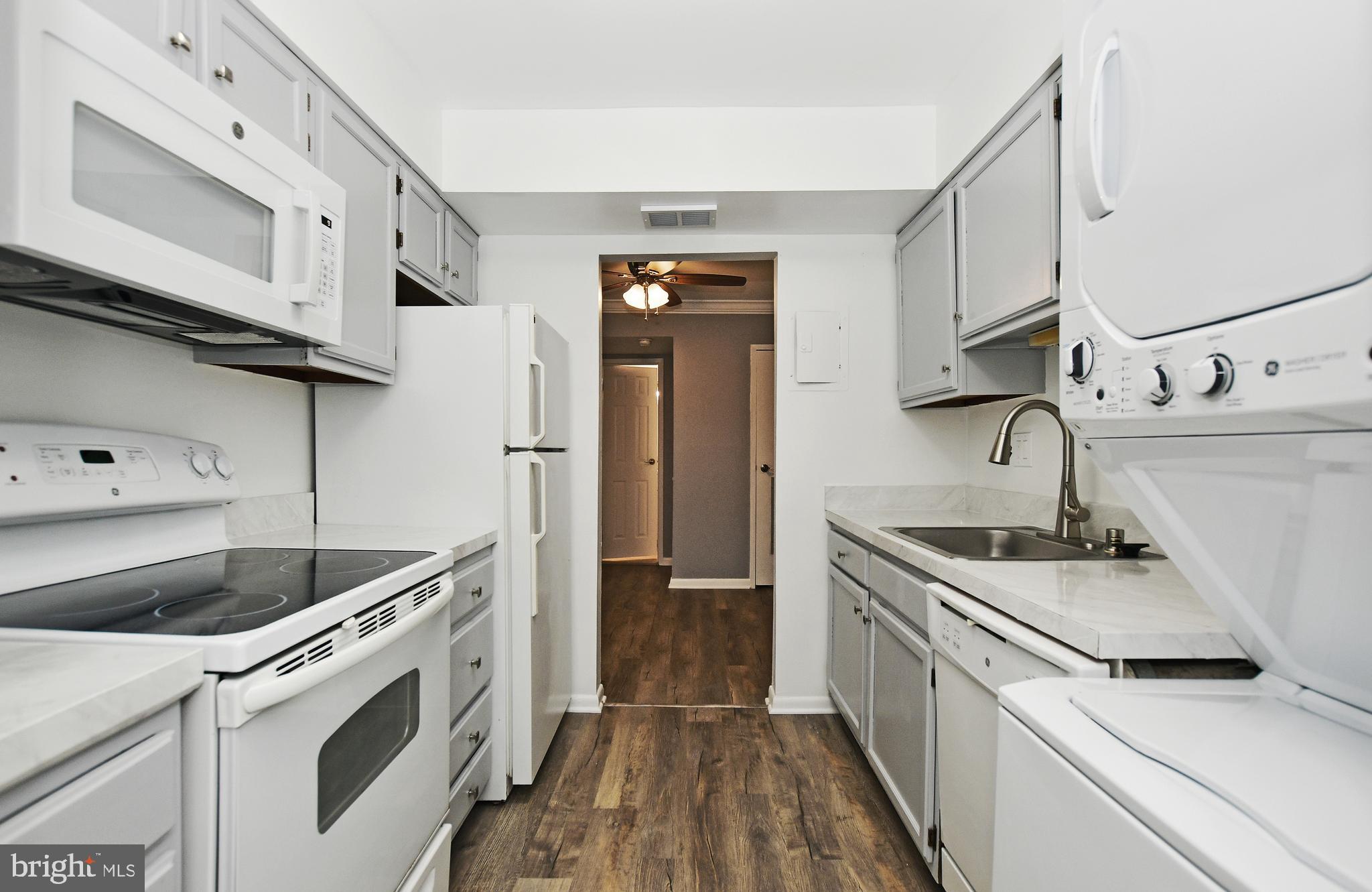 HUNTING RIDGE CONDOMINIUM - Residential