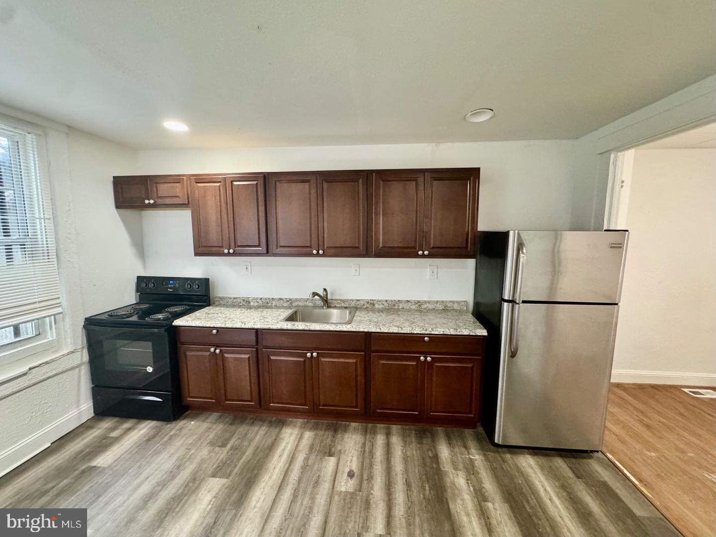 CLIFTON PARK - Residential