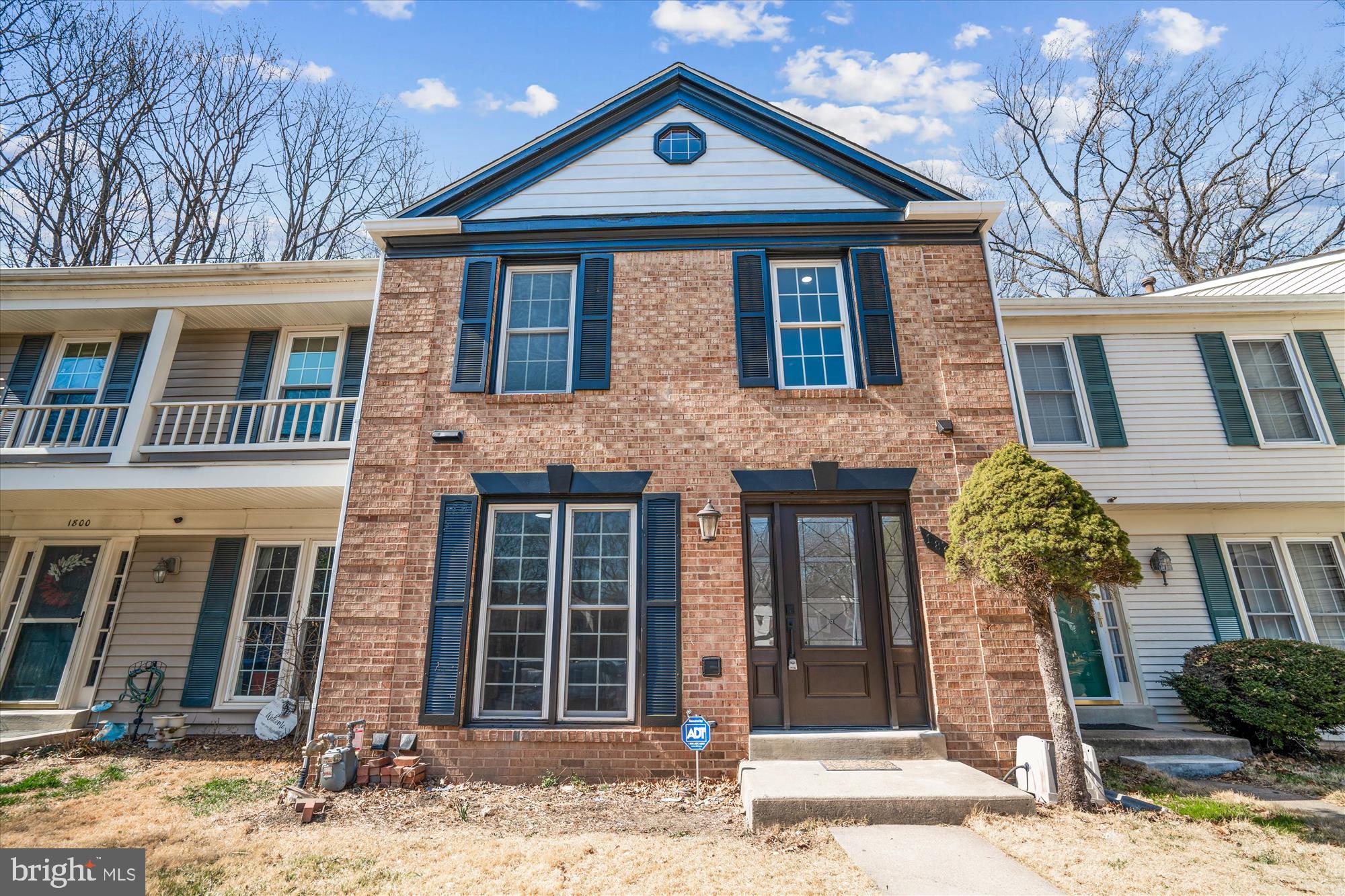 Stunningly Updated Townhome in Desirable Silver Spring, MD! This charming 3-story interior townhome offers 3 bedrooms and 4 bathrooms (3 full, 1 half). The beautifully renovated kitchen features elegant quartz countertops and brand-new stainless steel appliances. Enjoy a finished walk-out basement complete with a cozy fireplace and a versatile bonus room ideal for an extra living space or home office. A generous deck off the family room provides a perfect spot for outdoor relaxation, and the home includes 2 dedicated parking space. A must see!!!