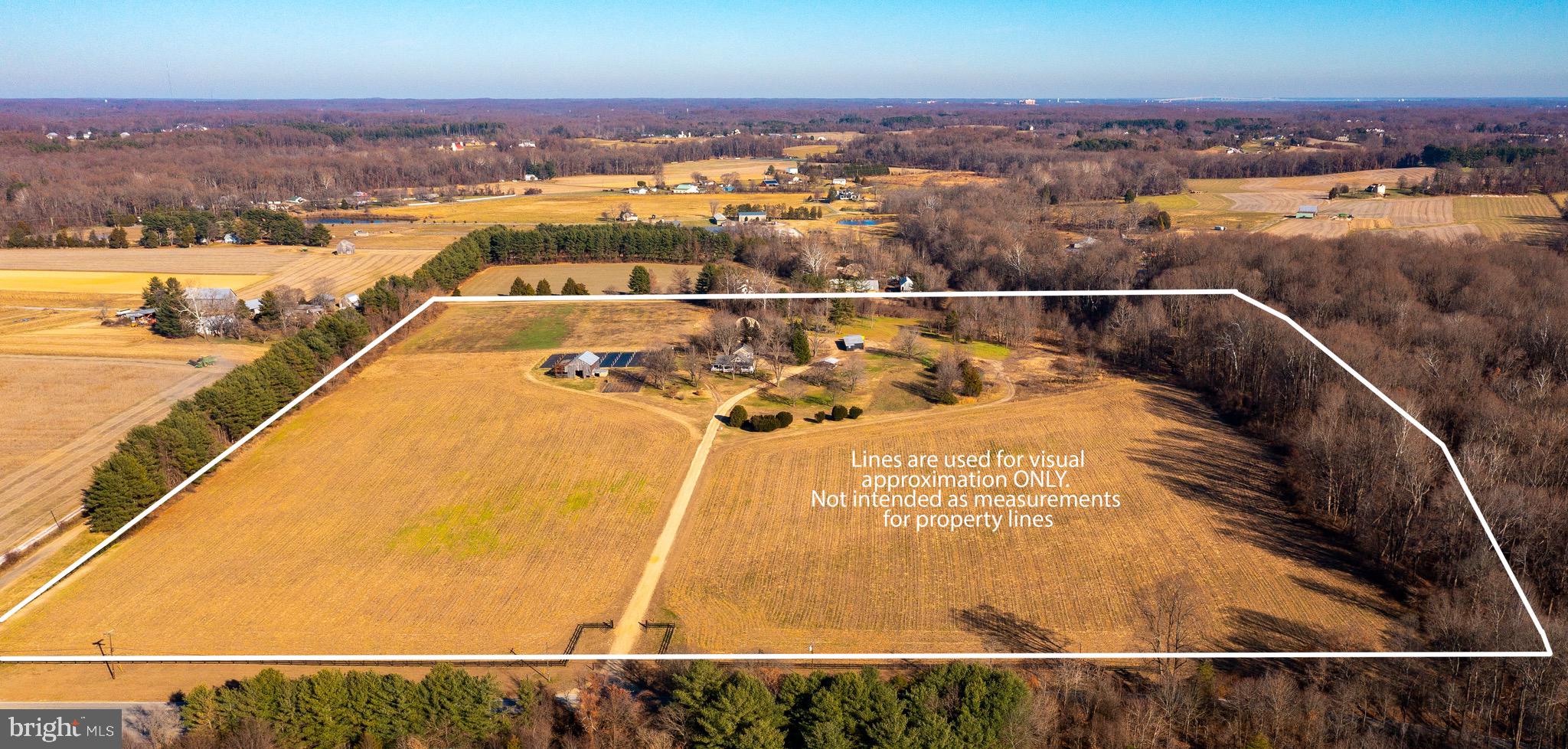 DAVIDSONVILLE - Farm
