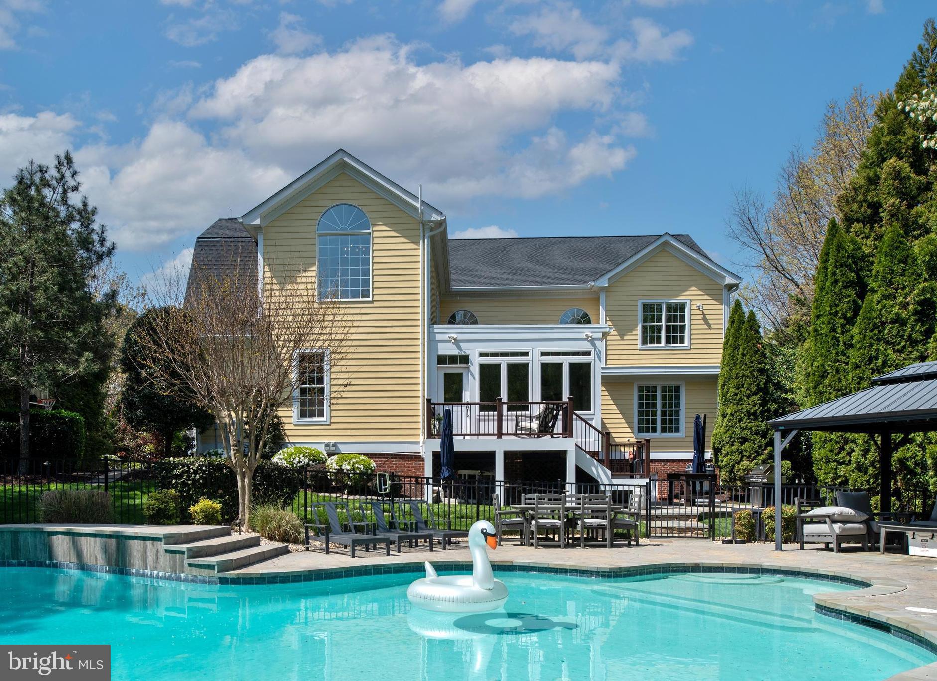 FAWN LAKE - Residential