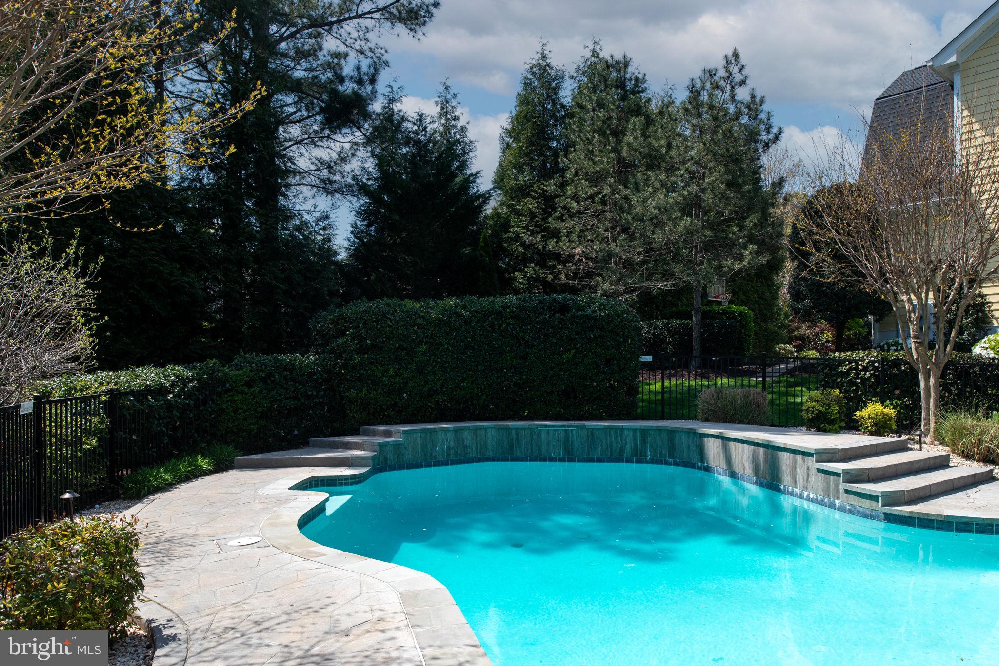 FAWN LAKE - Residential
