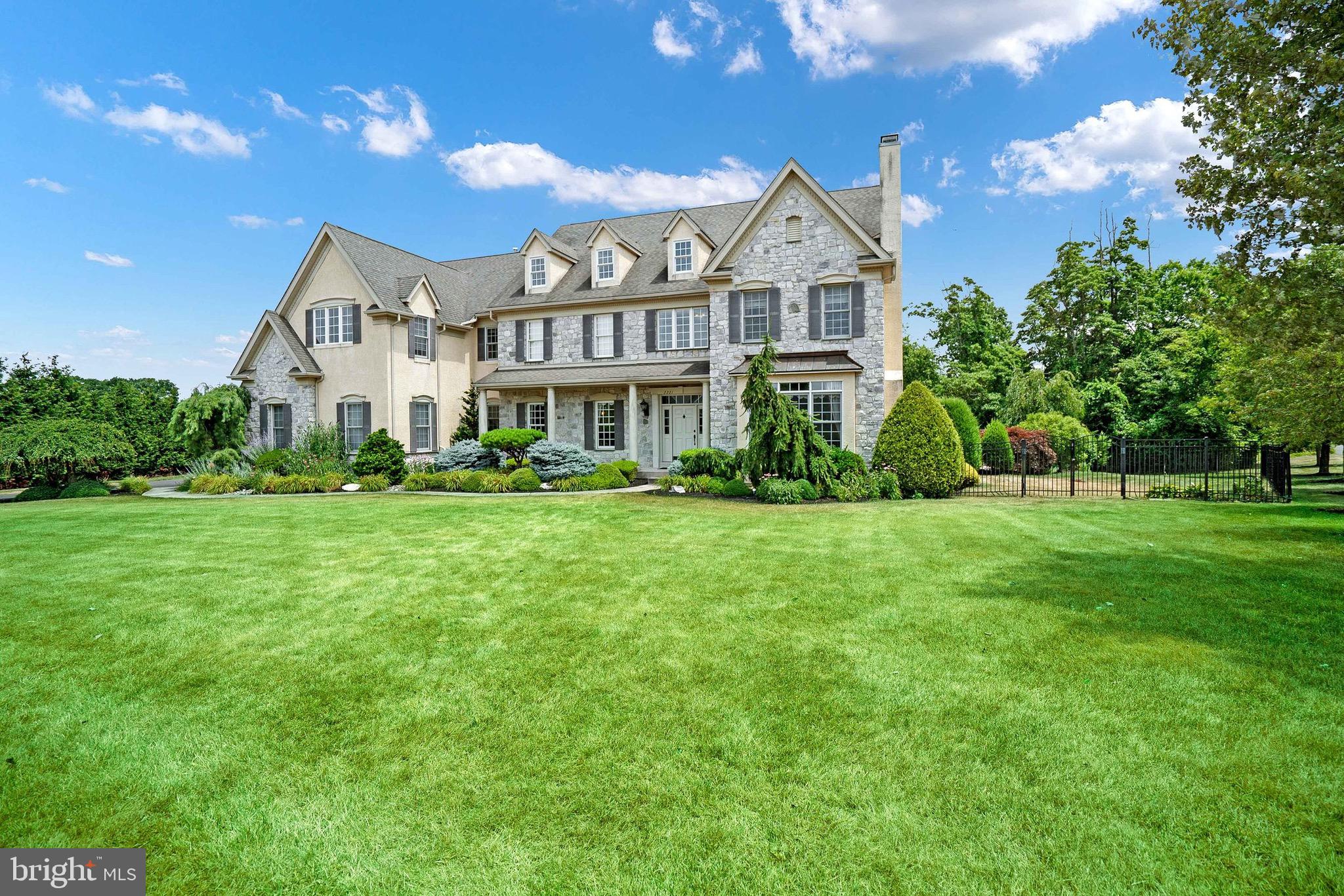 RIDINGS OF WARWICK - Residential