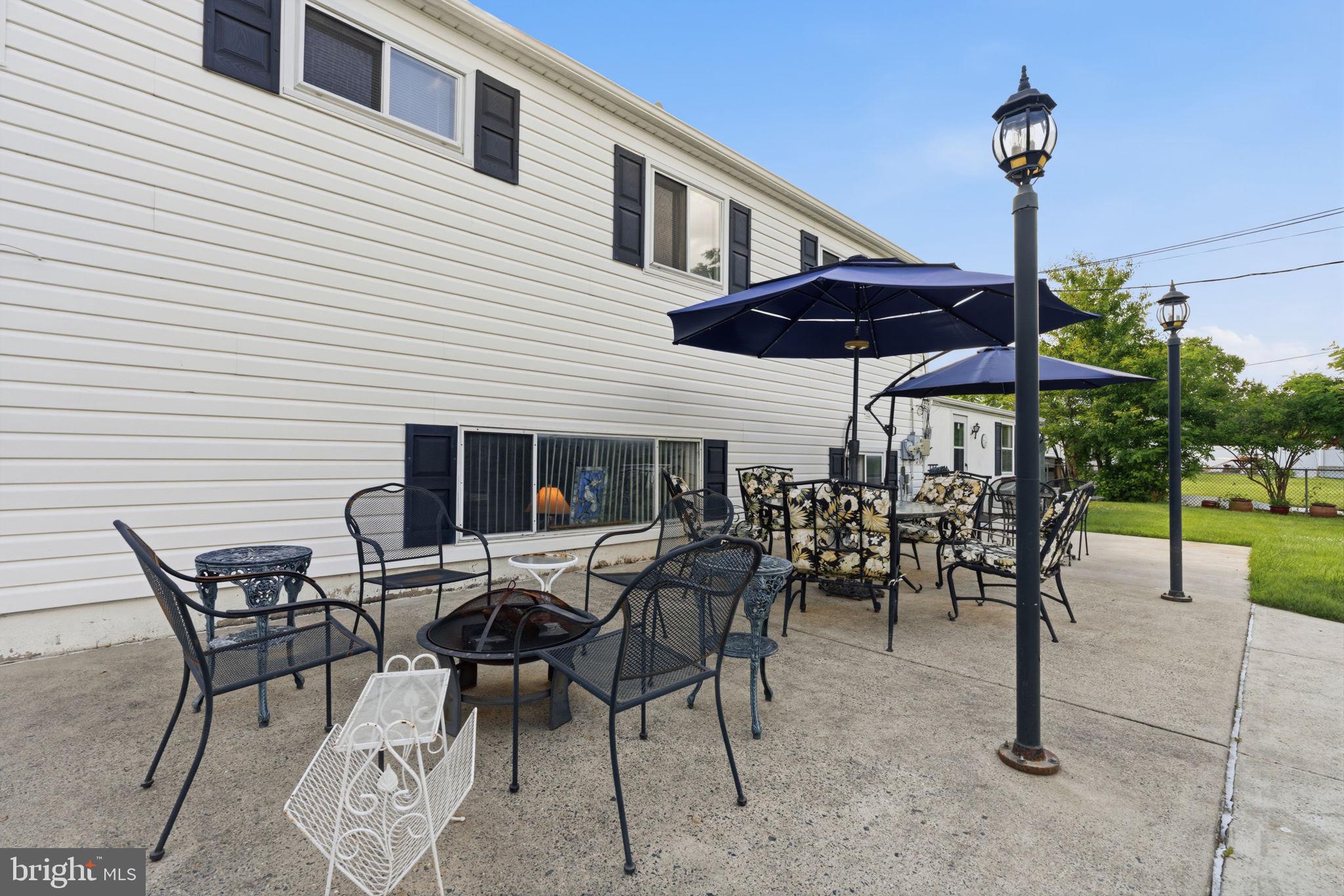 ECHO BEACH - Residential