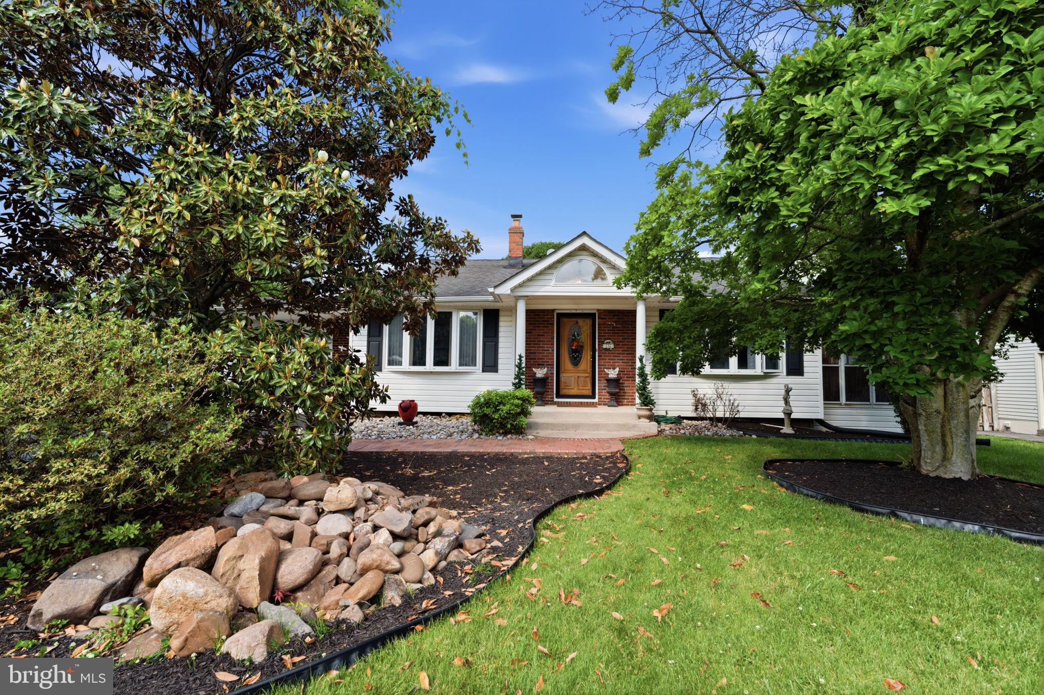 ECHO BEACH - Residential