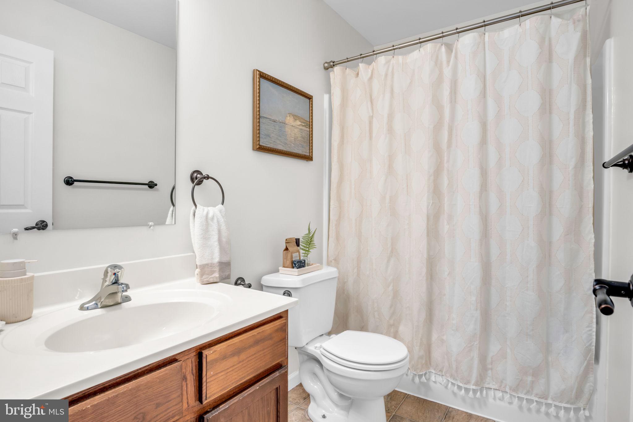 CASTLETON - Residential