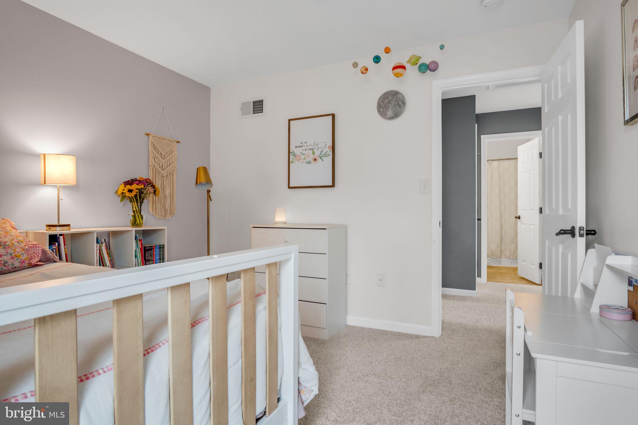 CASTLETON - Residential