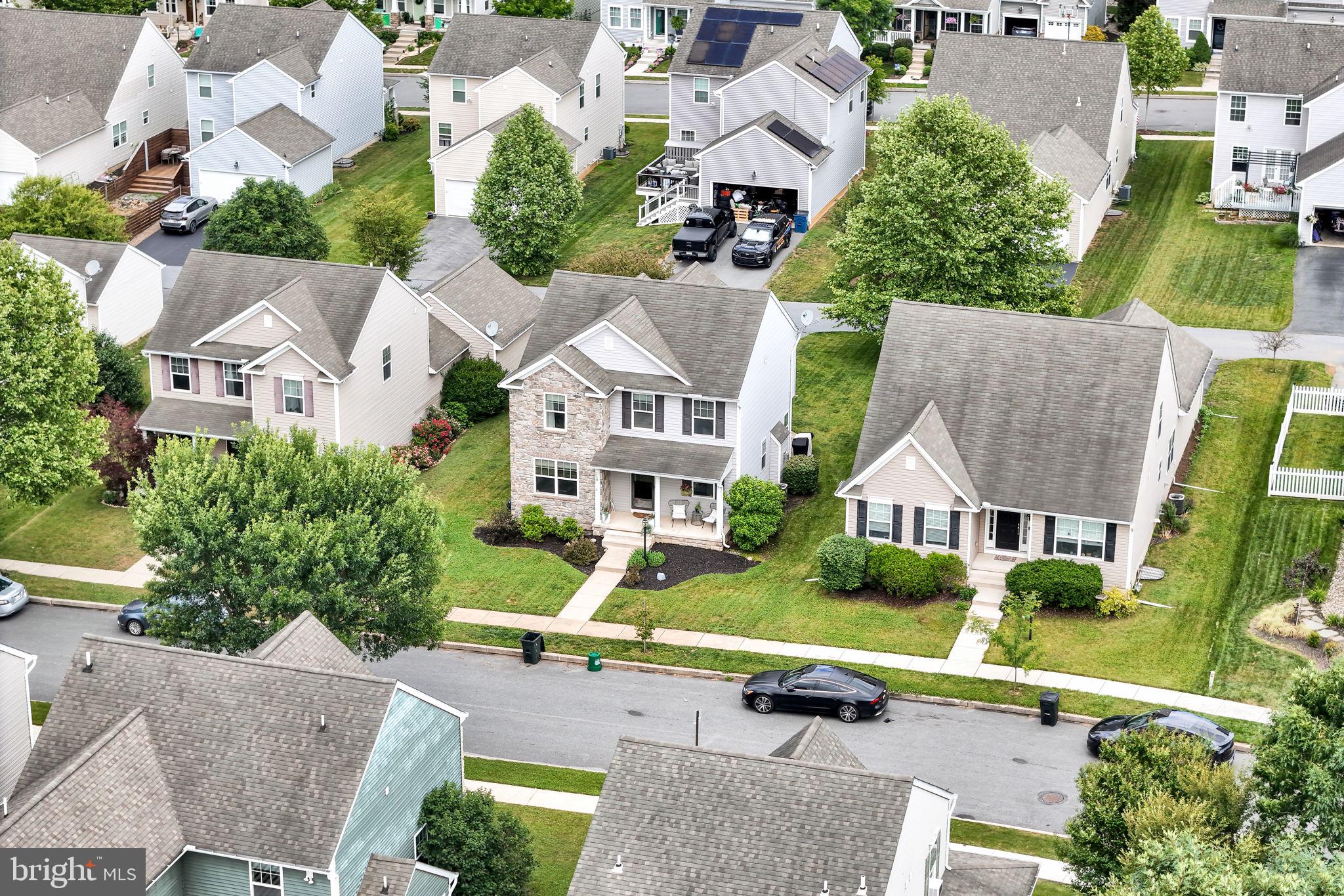 CASTLETON - Residential