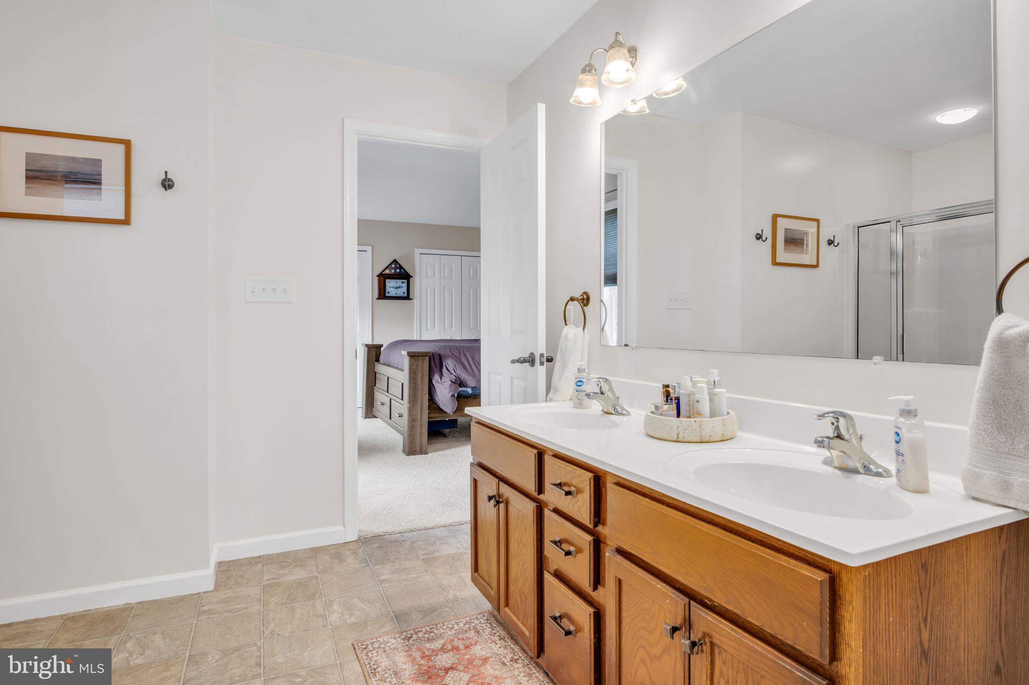 CASTLETON - Residential