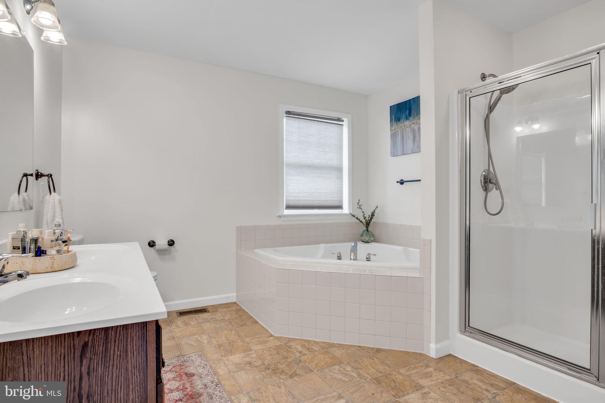 CASTLETON - Residential